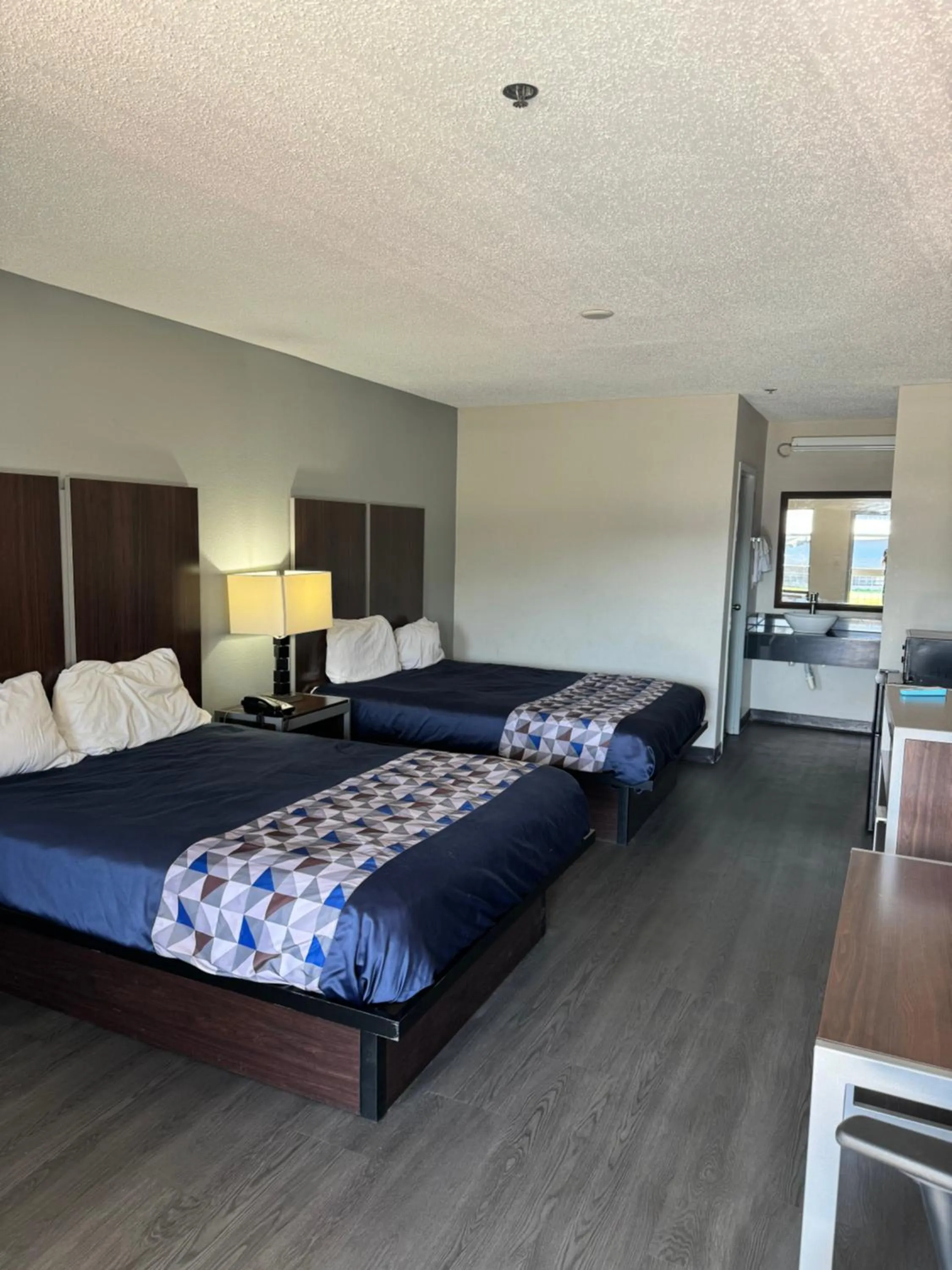 Bed in Stockbridge Inn