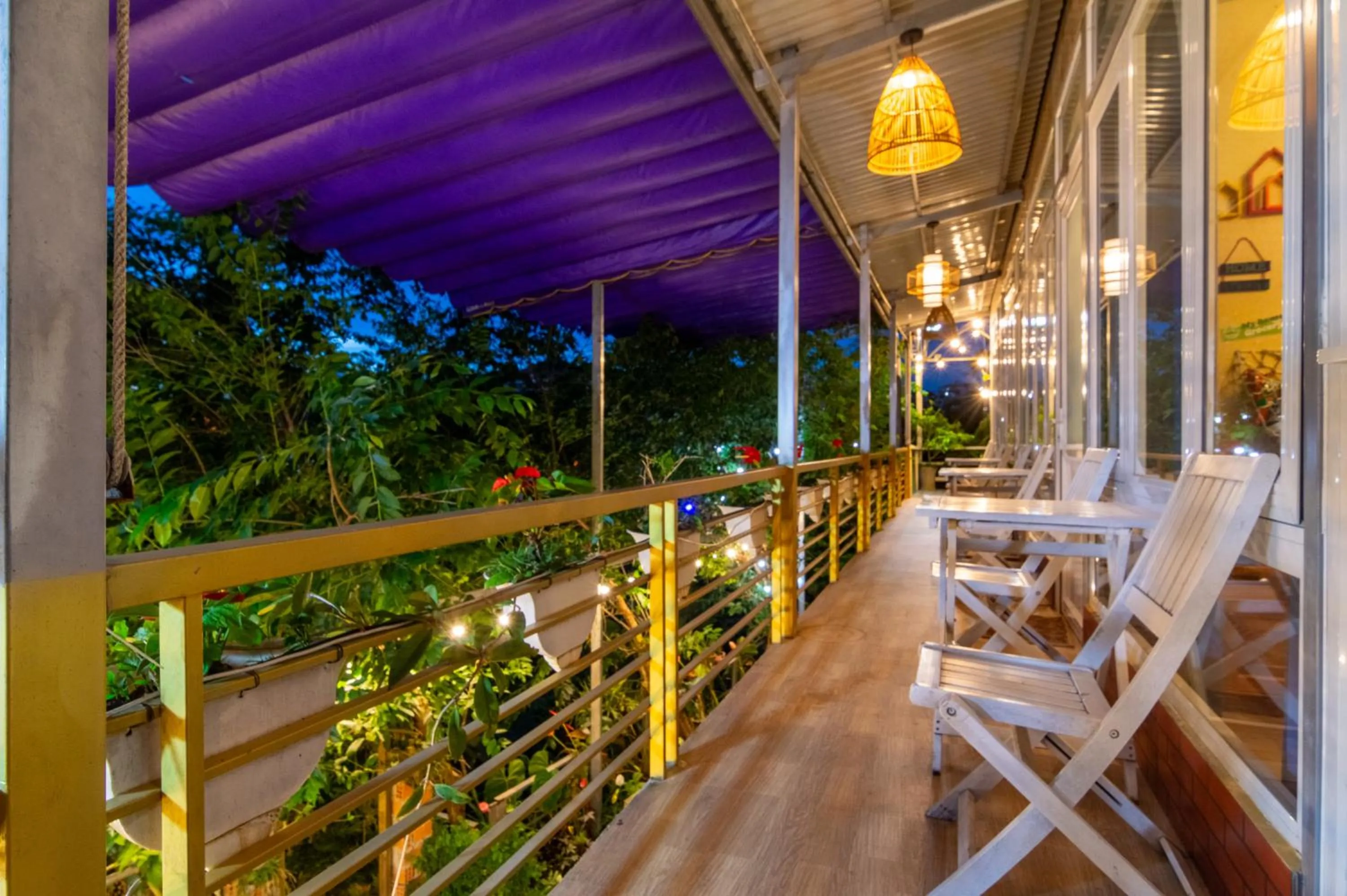 Property building in Robins Guesthouse