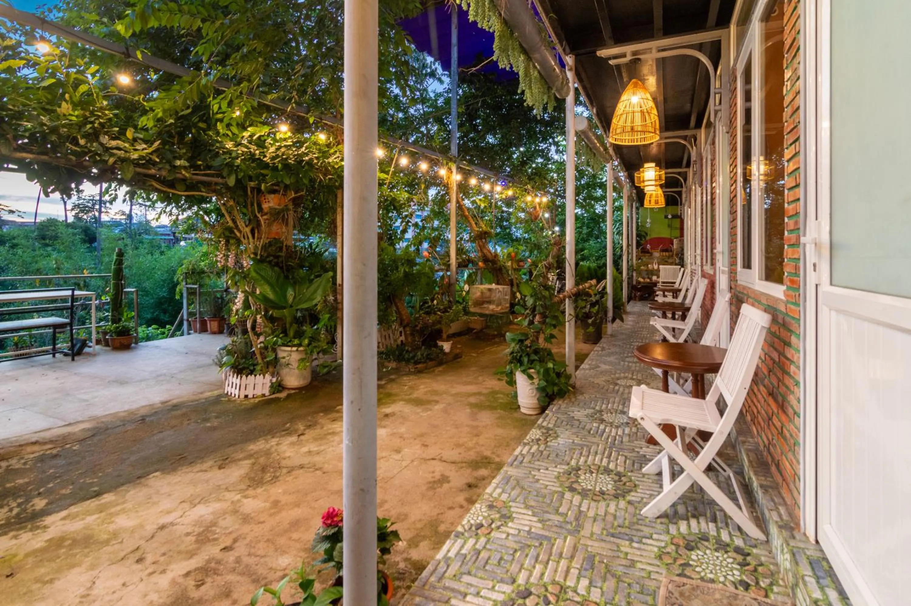 Property building in Robins Guesthouse