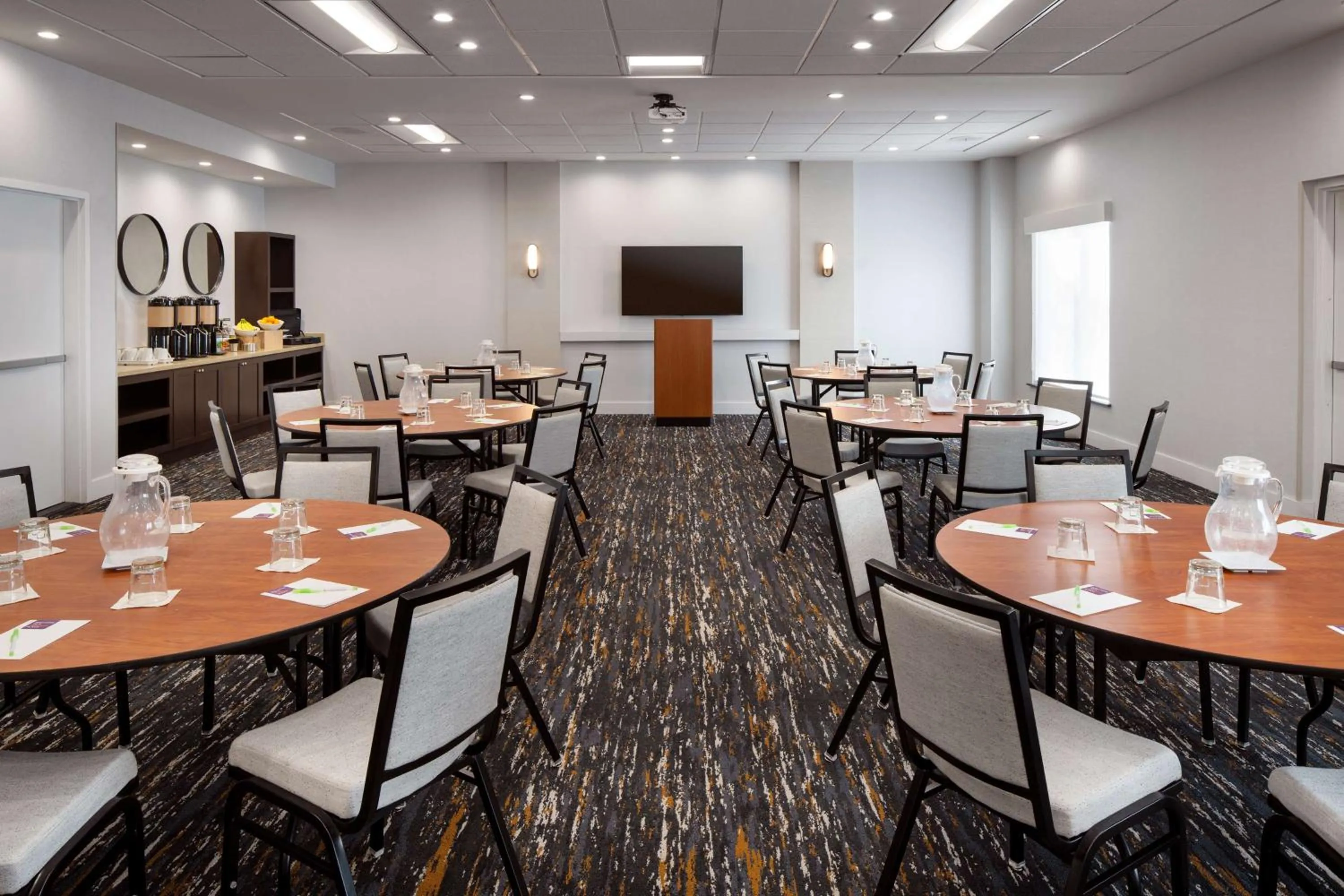 Meeting/conference room in Hyatt Place at Anaheim Resort / Convention Center