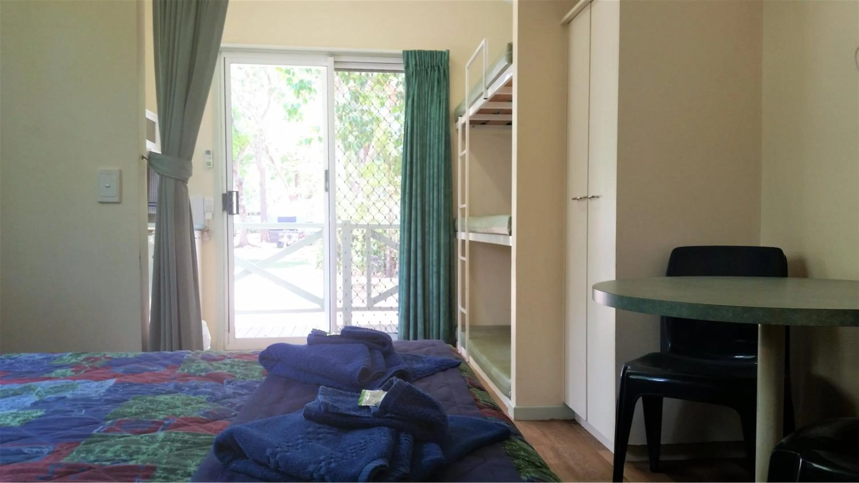 Bed in BIG4 Howard Springs Holiday Park