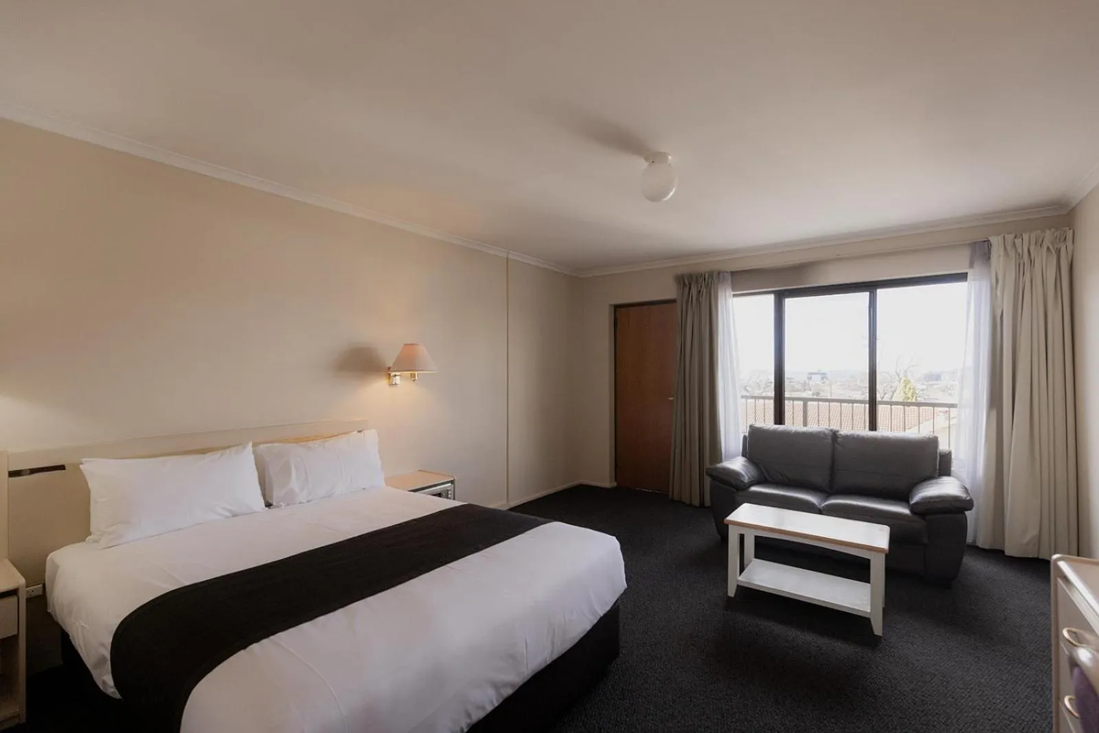 Bed in Argyle Motor Lodge