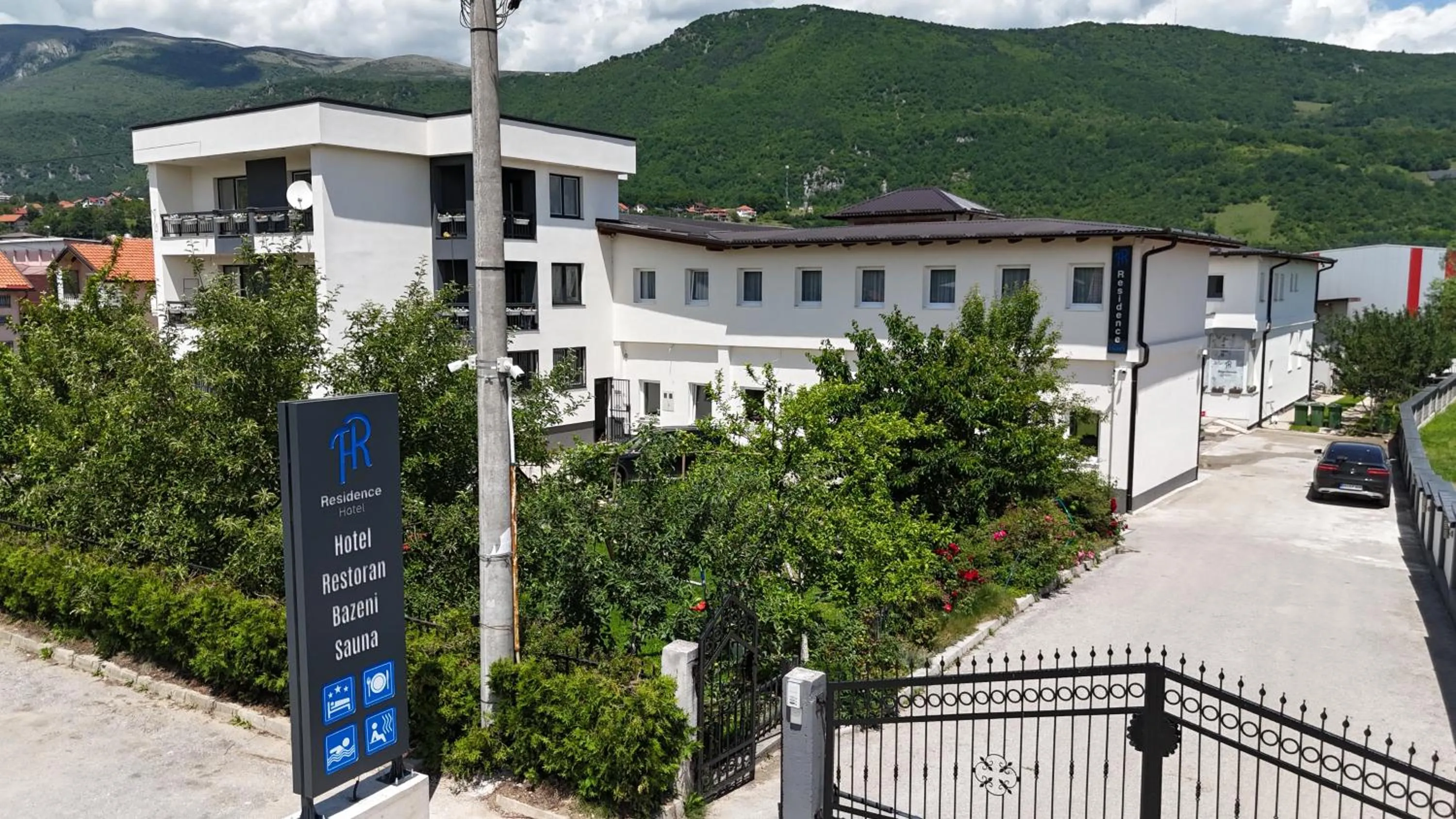 Property building in Hotel Residence Travnik