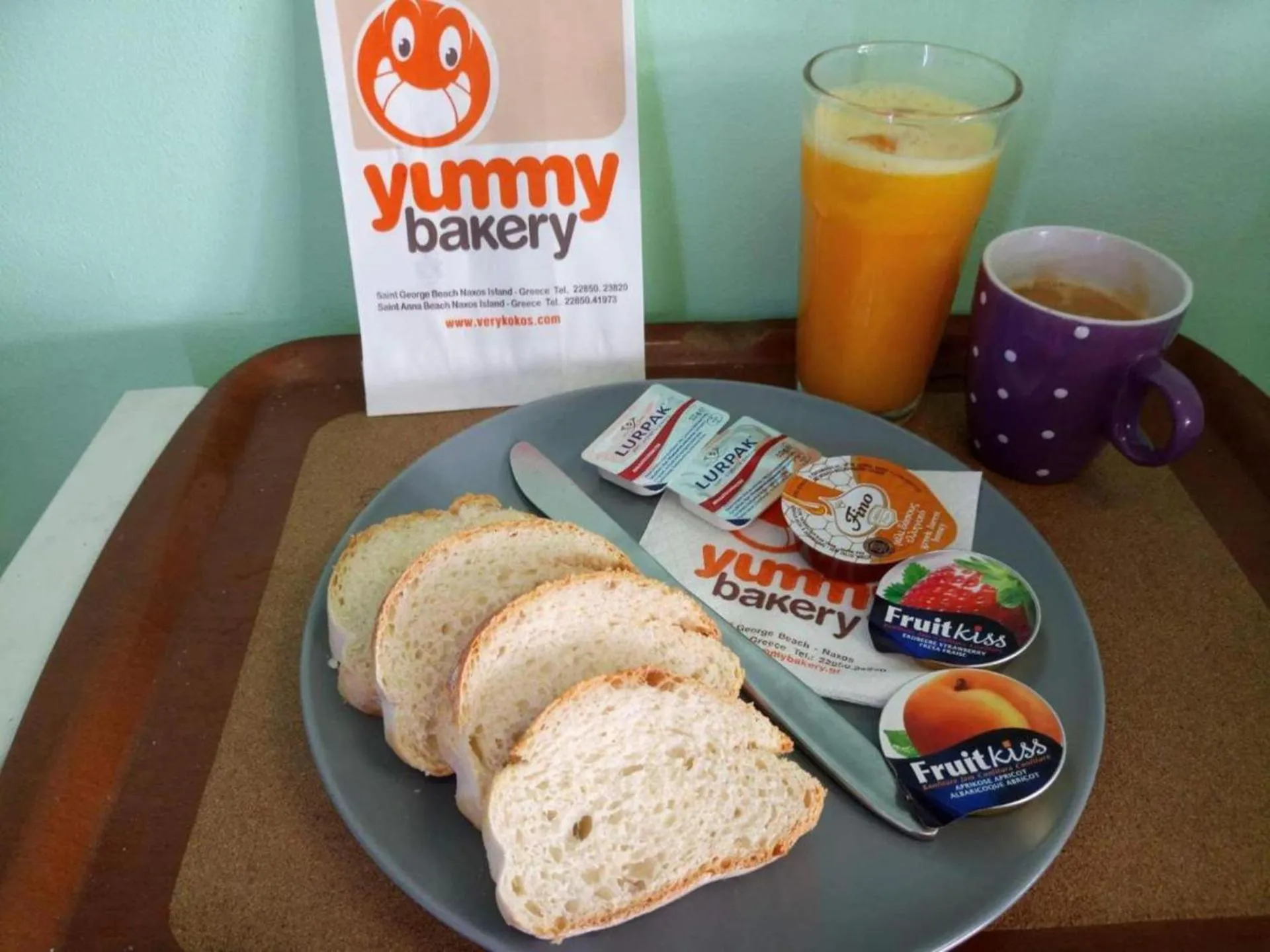 Food and drinks in Verykokkos Pension I