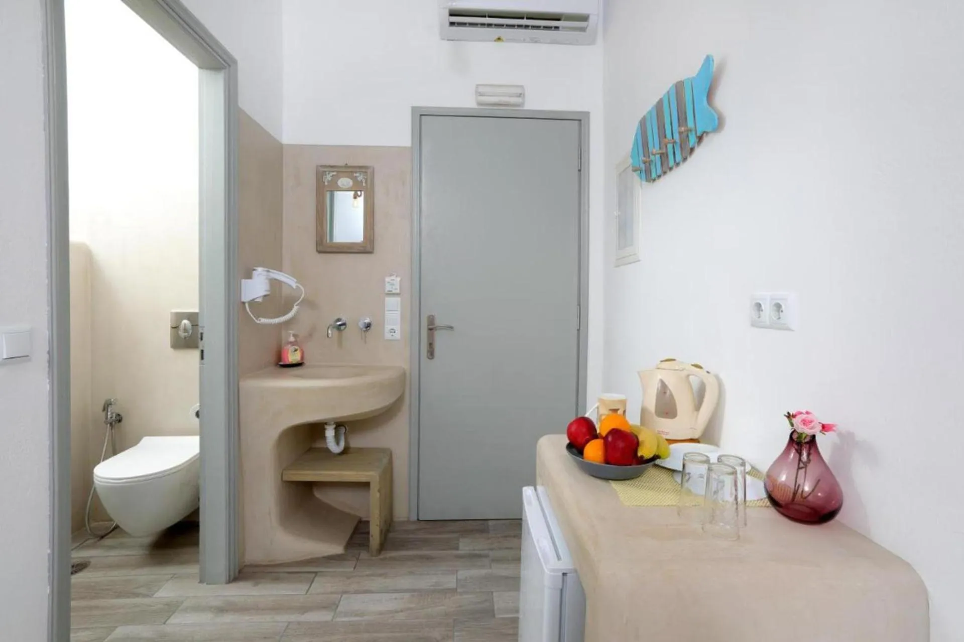 Toilet in Verykokkos Pension I