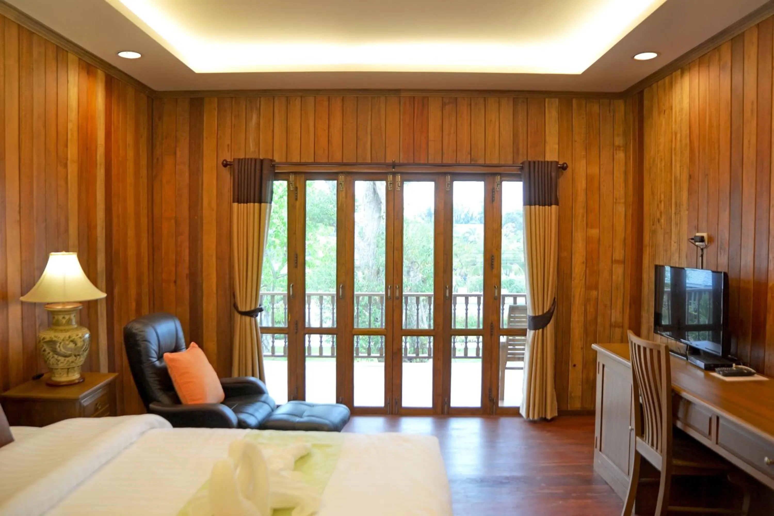 Decorative detail, Bed in Scent of Sukhothai Resort