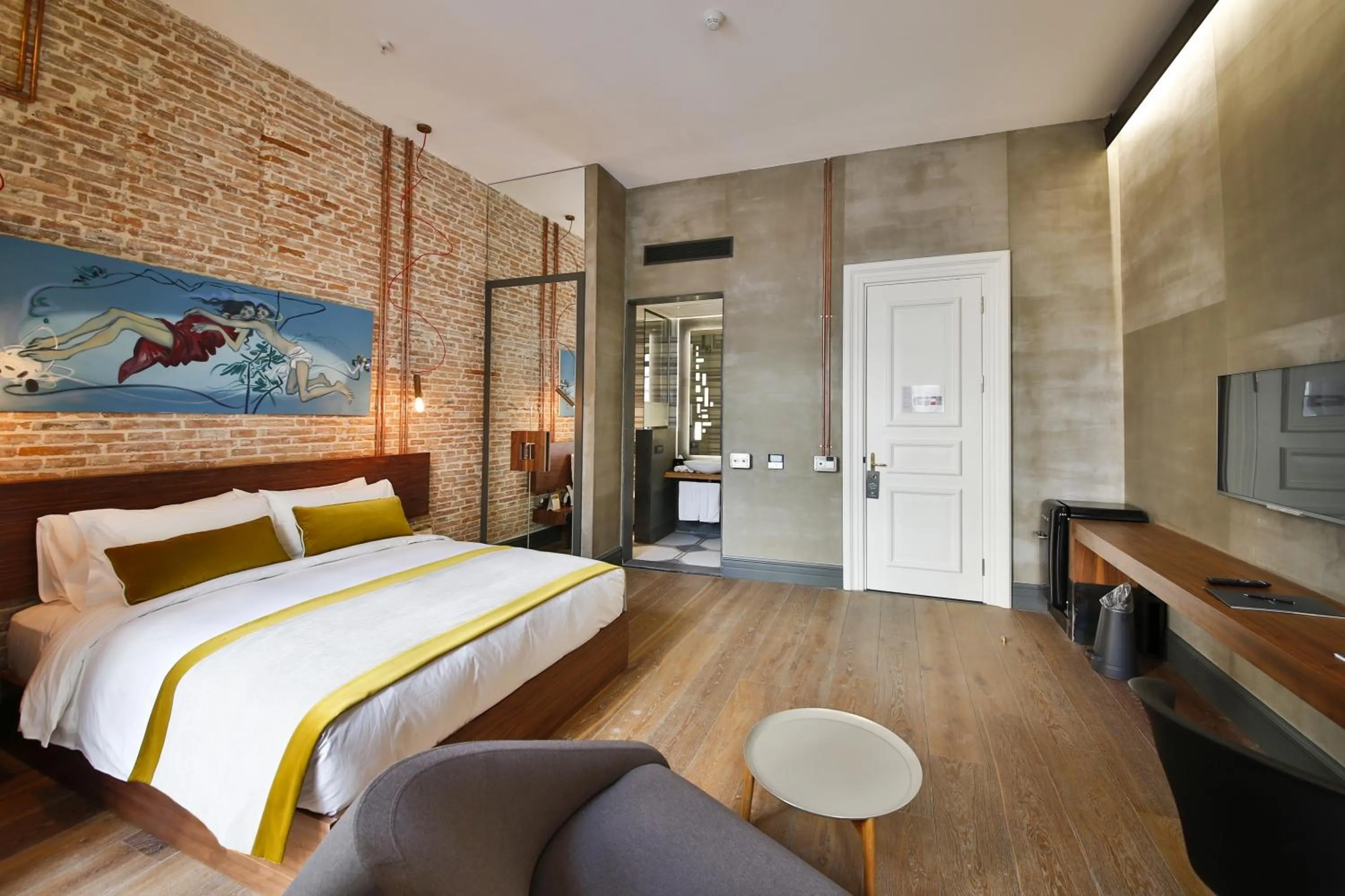 Photo of the whole room, Bed in Hotel The Public - Special Category