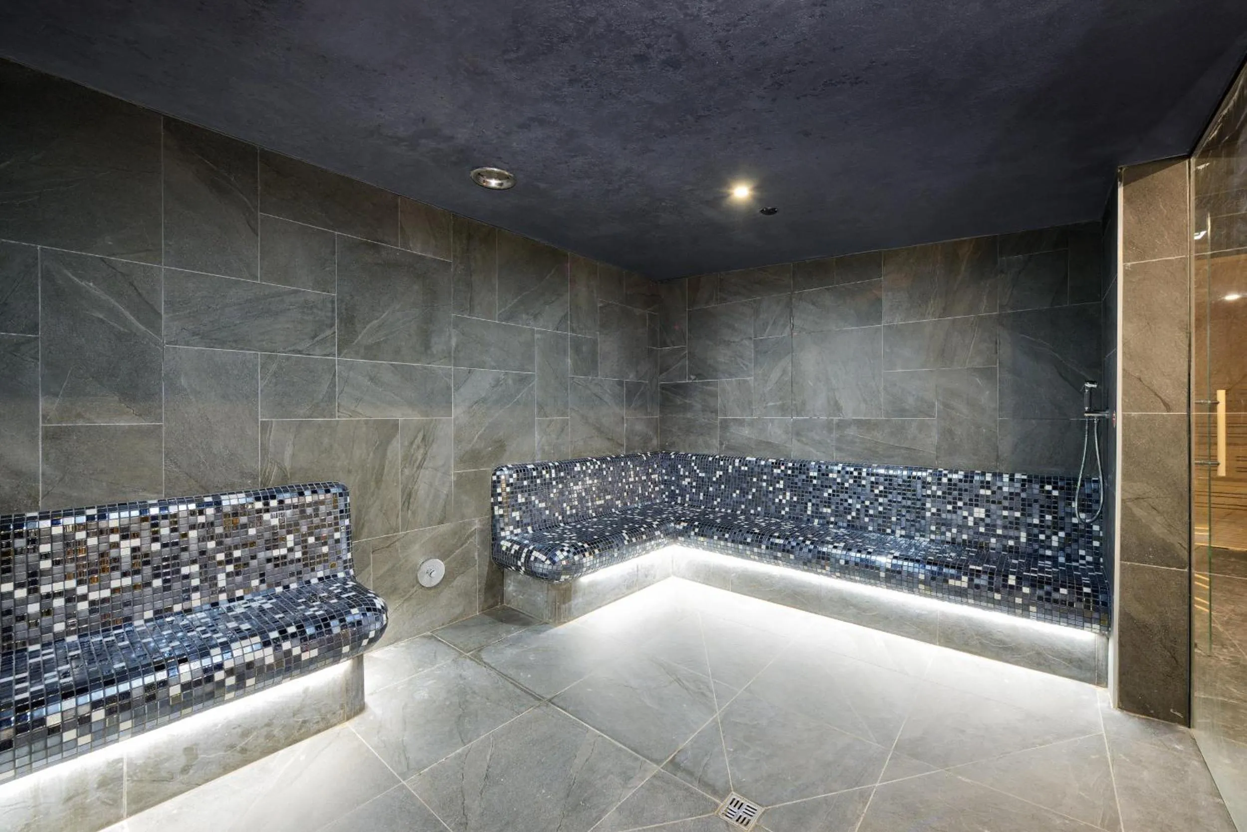 Steam room in Arche Nałęczów & SPA dawne Sanatorium Milicyjne