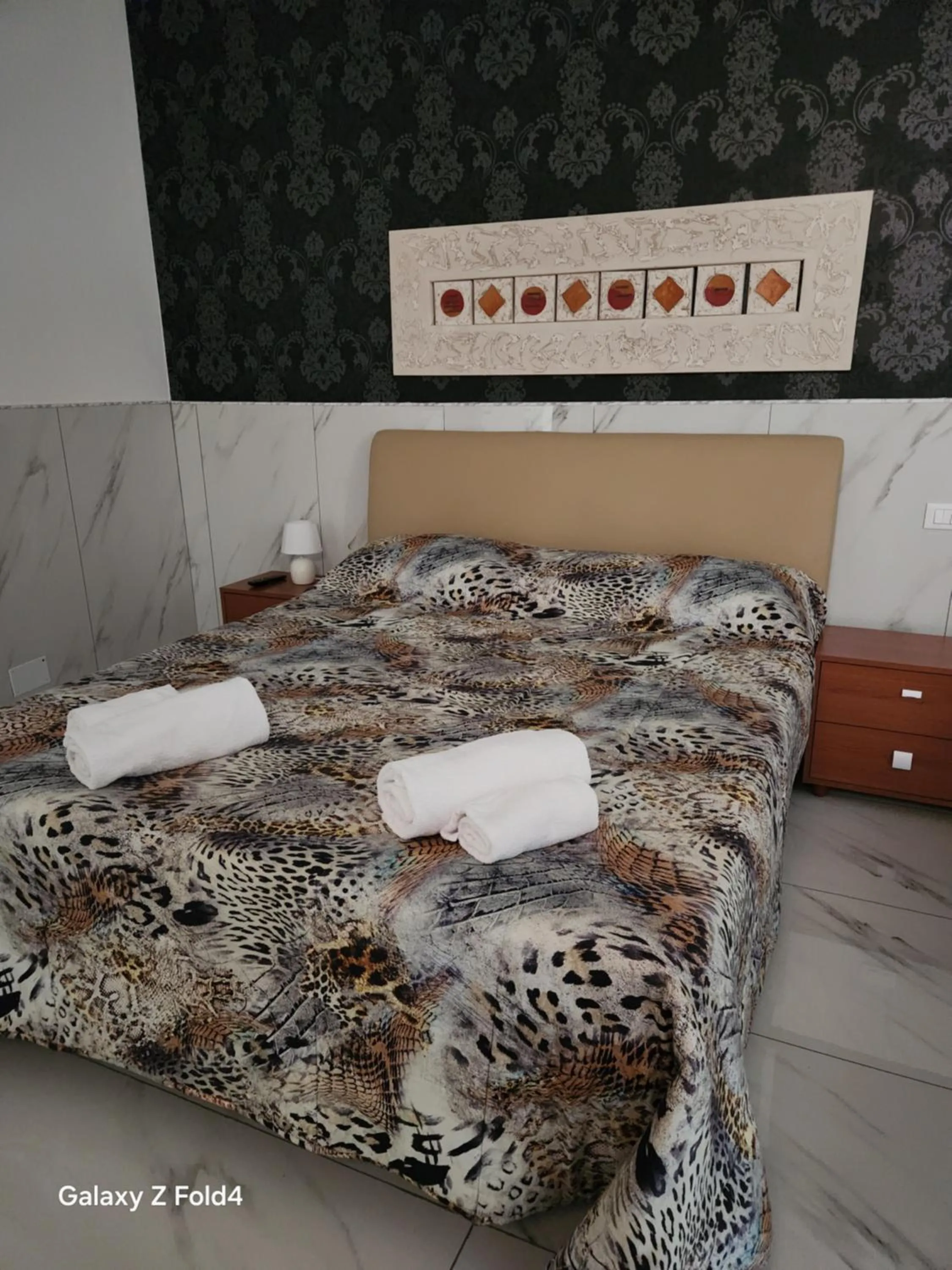 Bed in B&B Bed& Fly - Mamma Mia