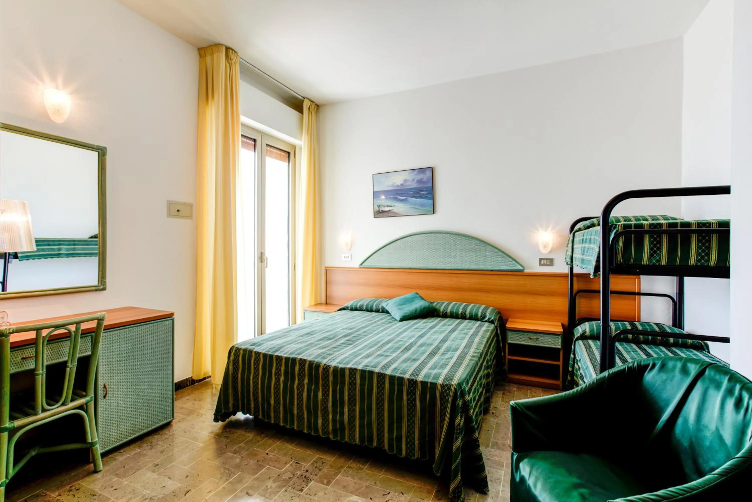 Sea view, Bed in Hotel Splendid