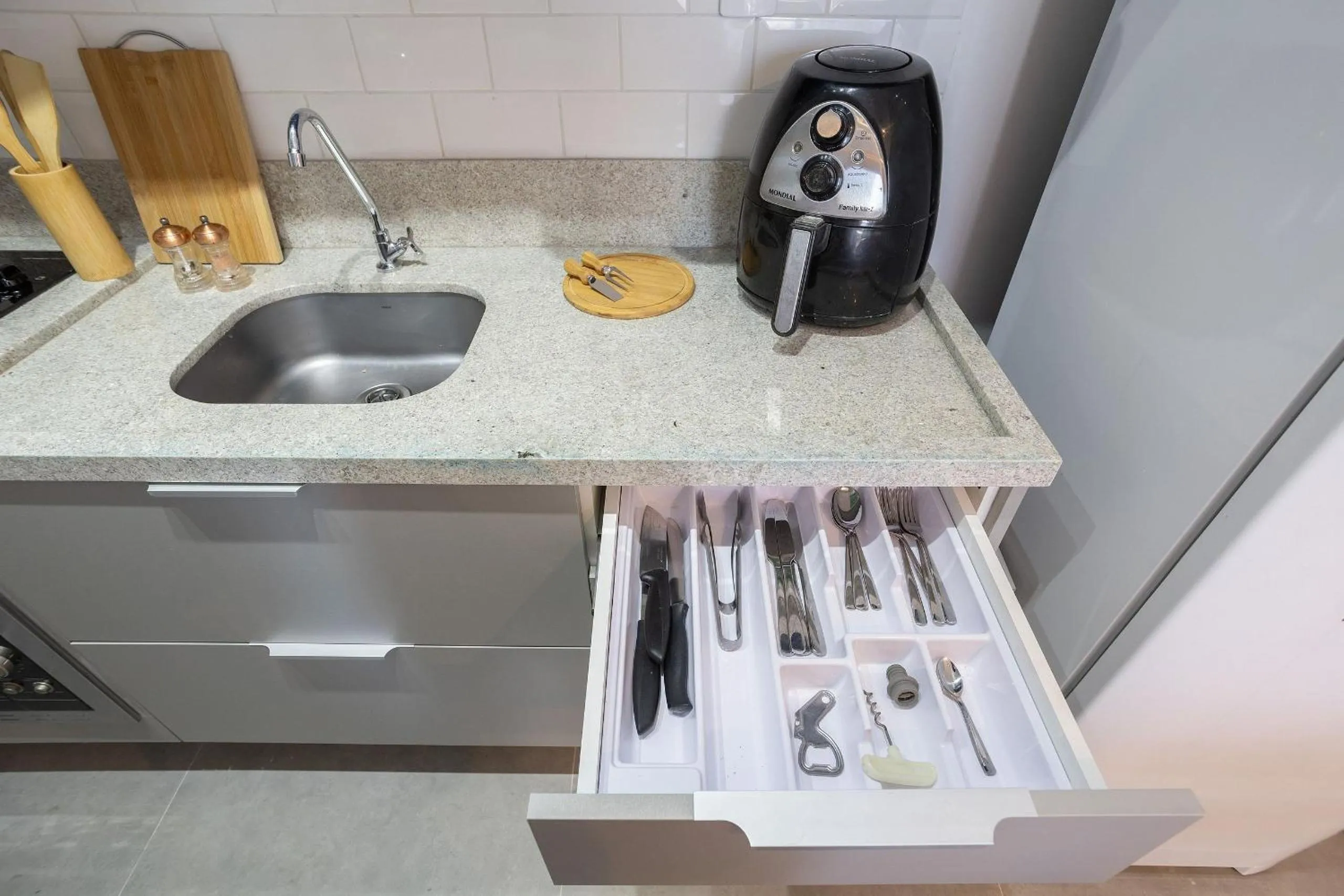 Kitchen or kitchenette in Composite Moema