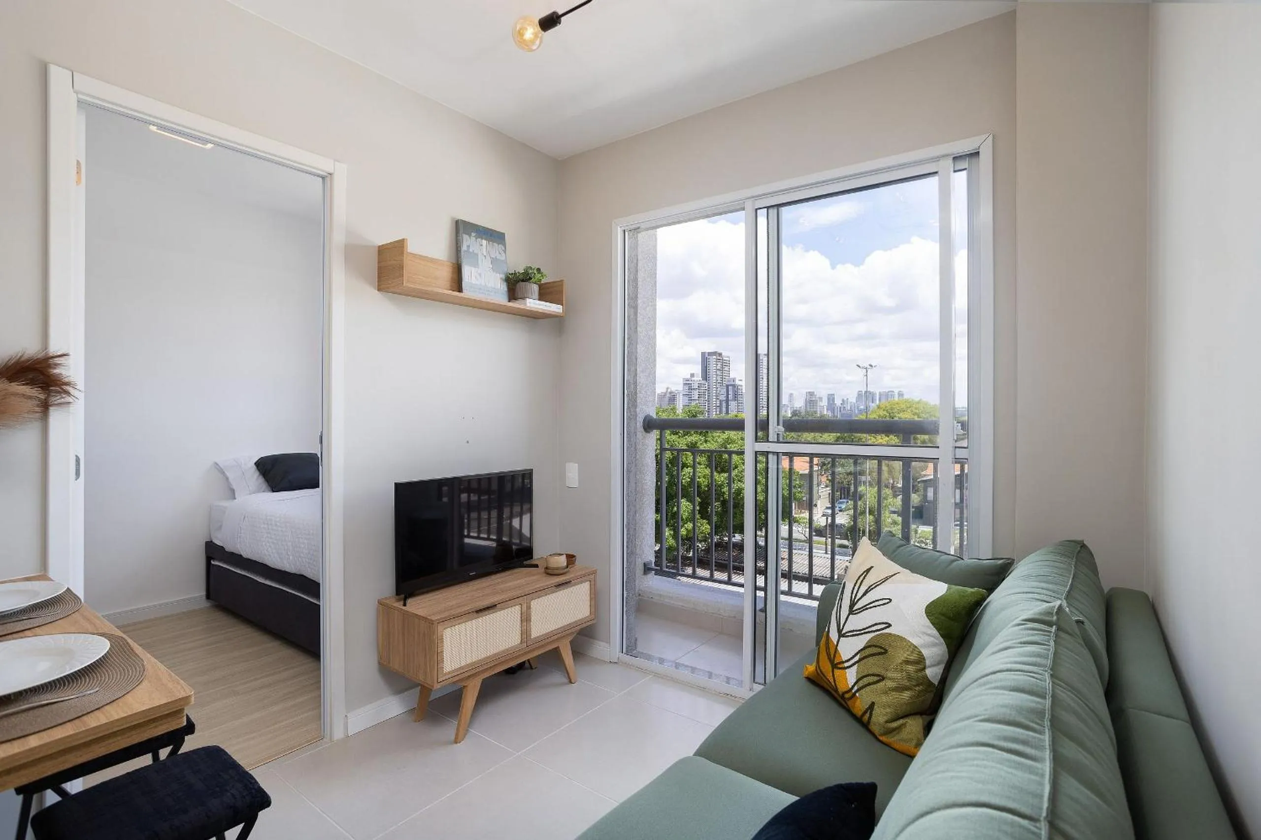 Living room in Composite Moema