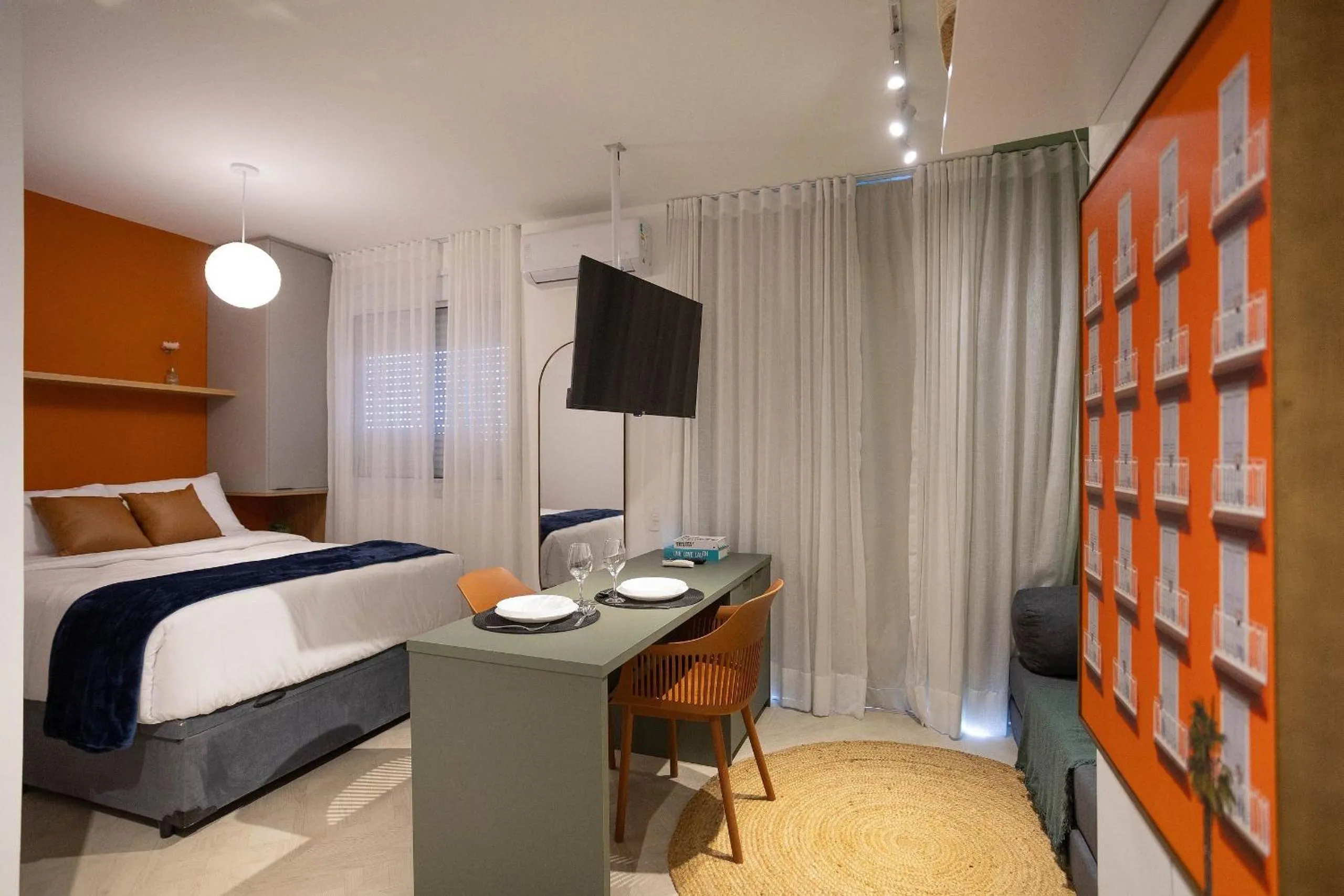 Bed in Composite Moema