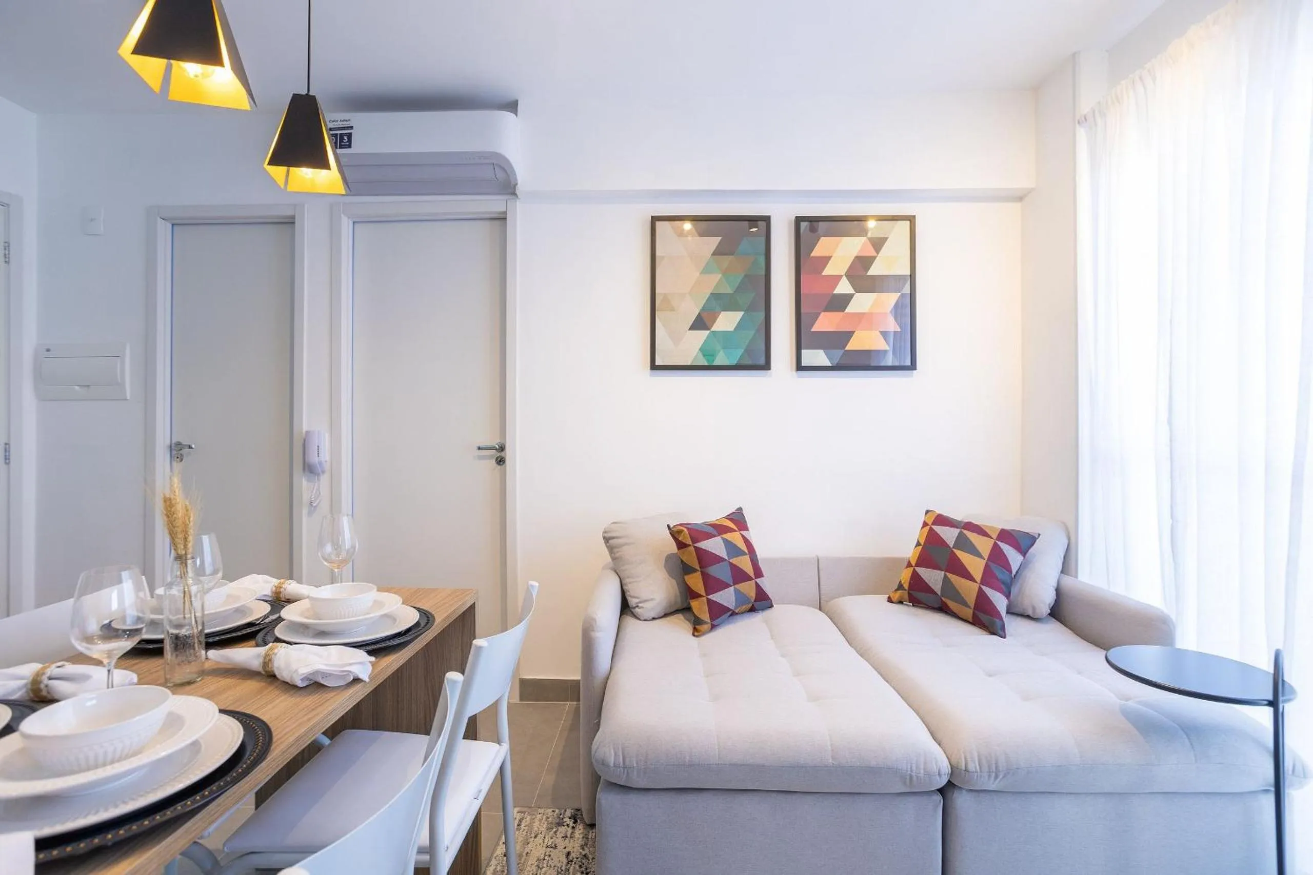 Living room, Bed in Composite Moema