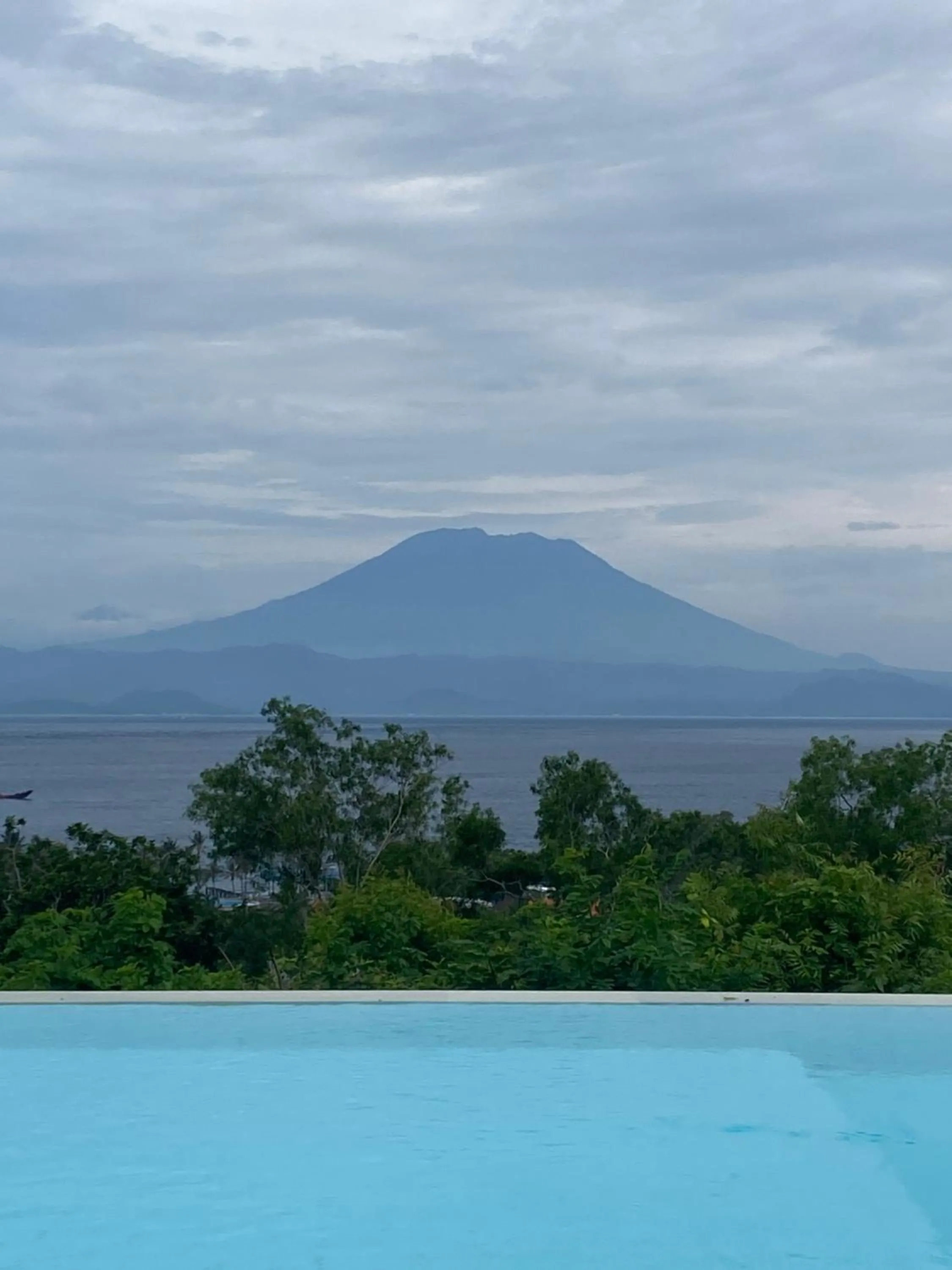 Mountain view in Plumeria NP