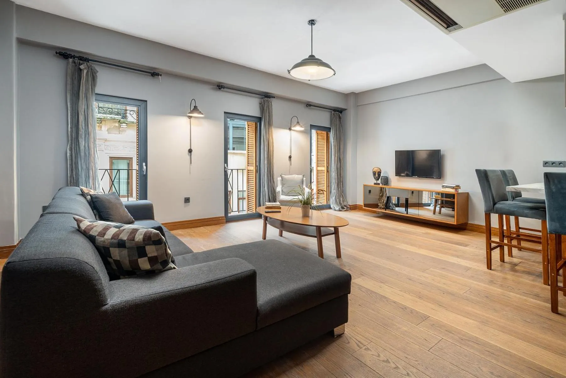 TV and multimedia in Urban Quarters - Asmalı Mescit