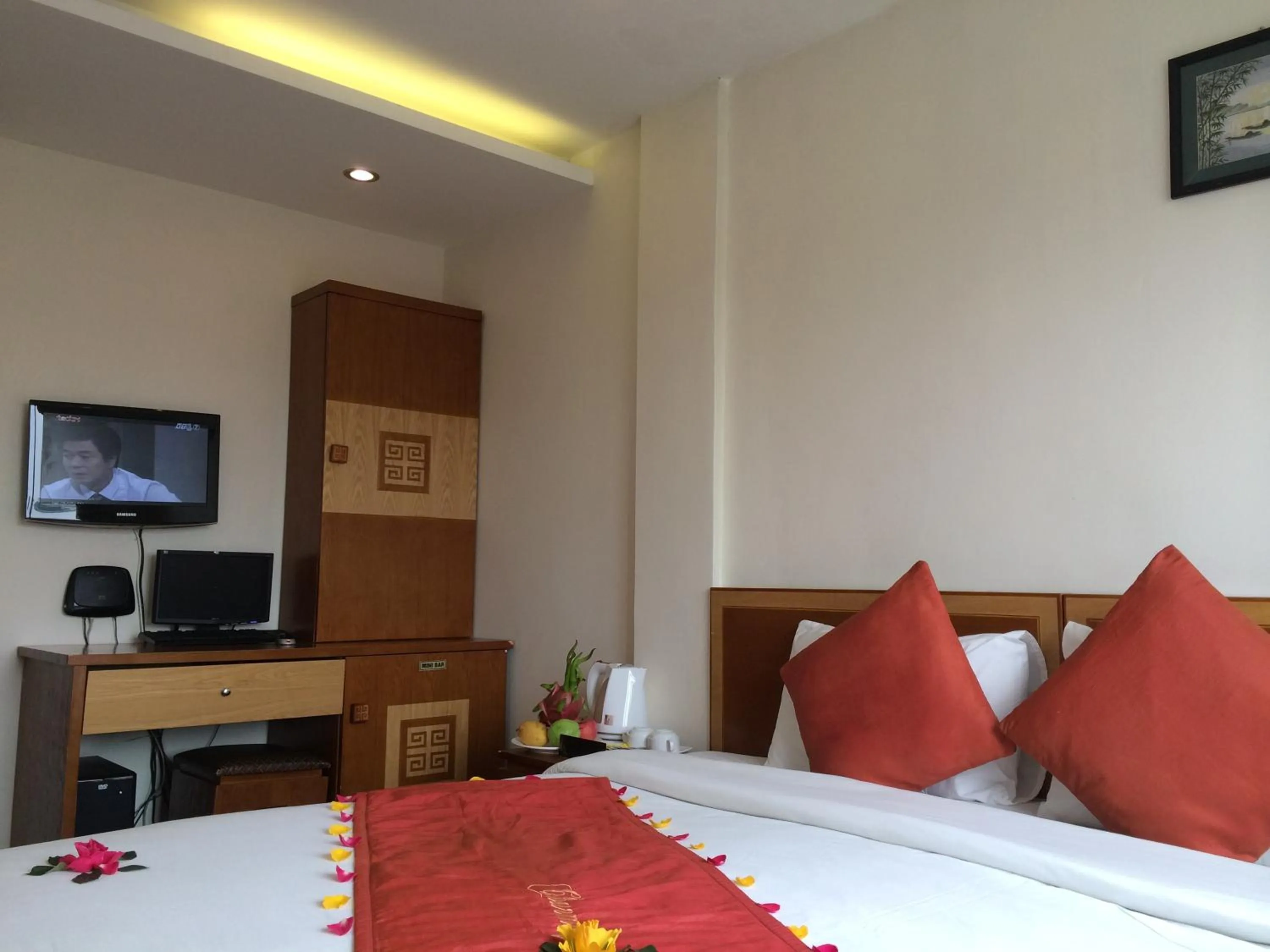 People, Bed in Hanoi Charming House