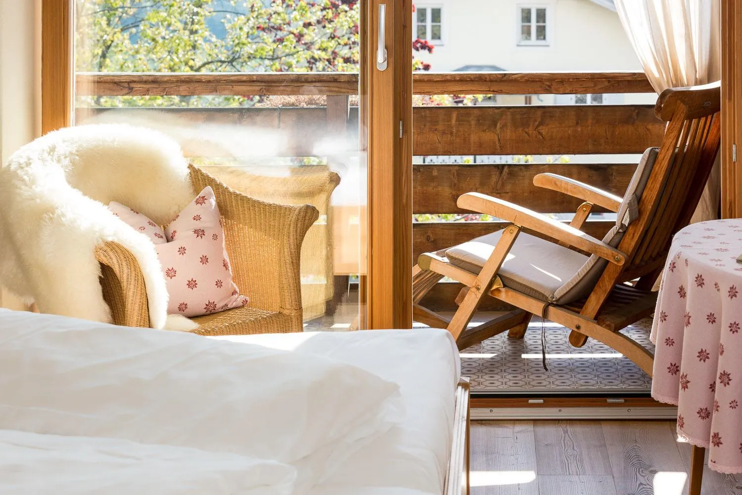 Seating area, Bed in Gasthof zur Krone