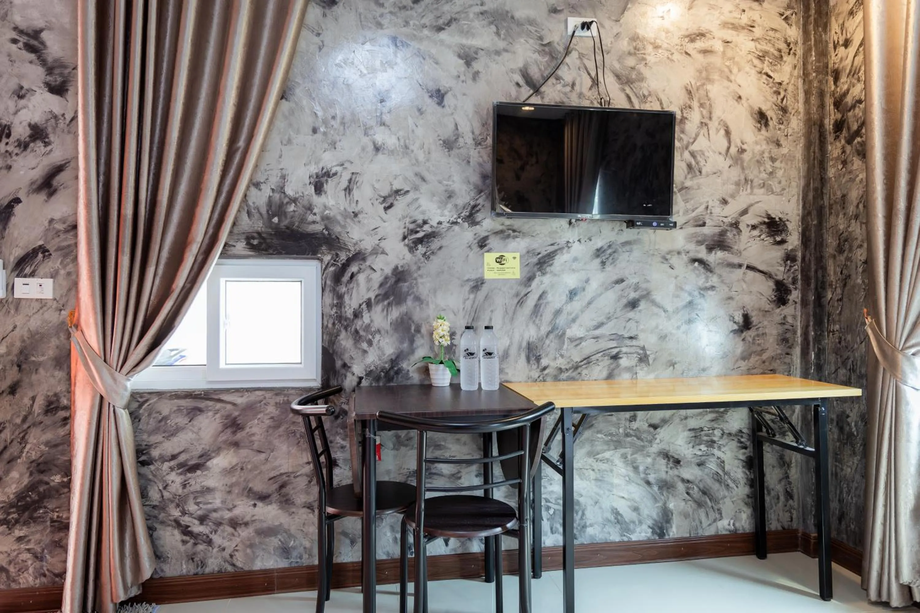 Dining area in Buengngarm Resort