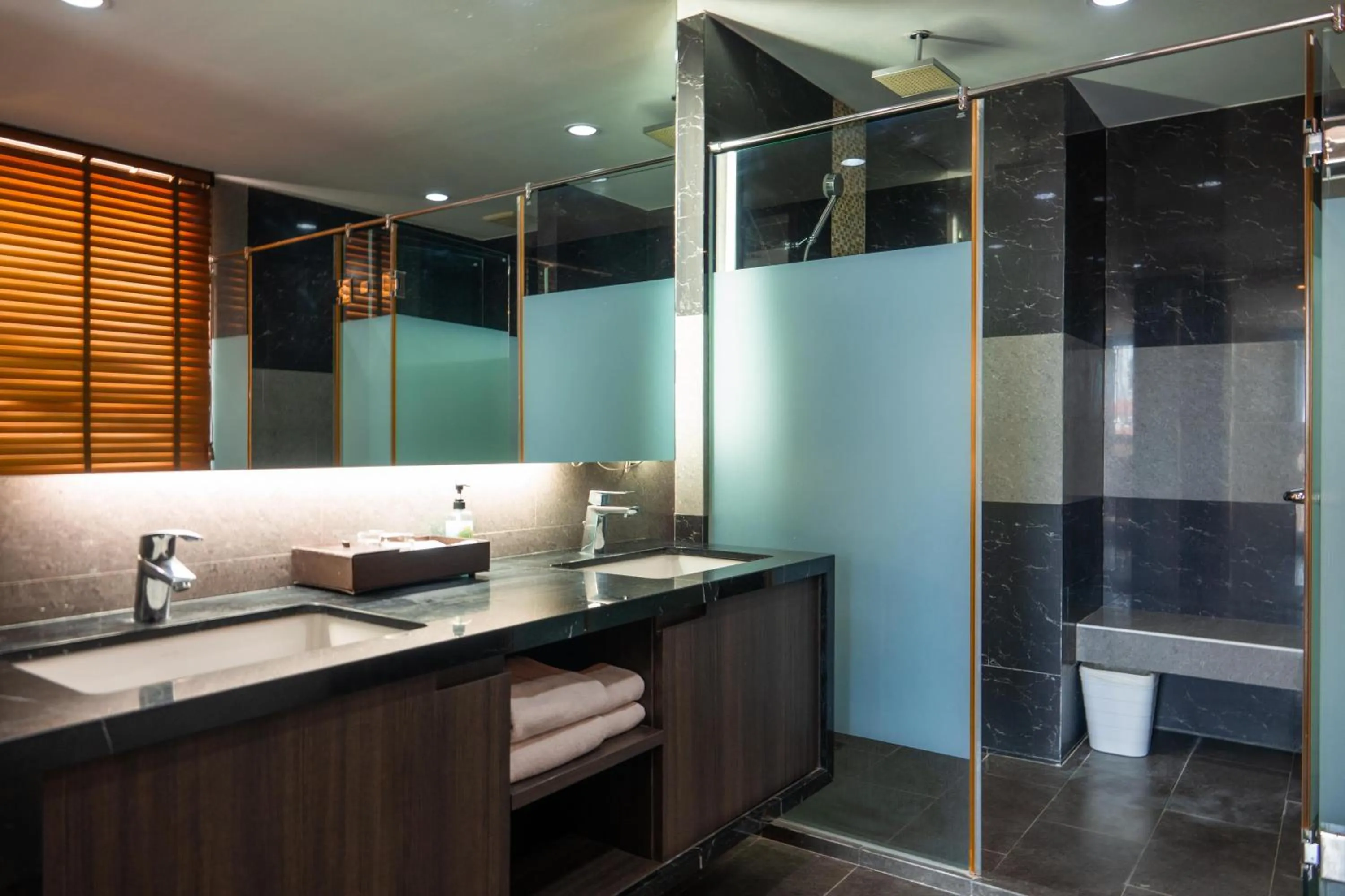 Photo of the whole room in Siamese Hotel Pattaya, BW Signature Collection