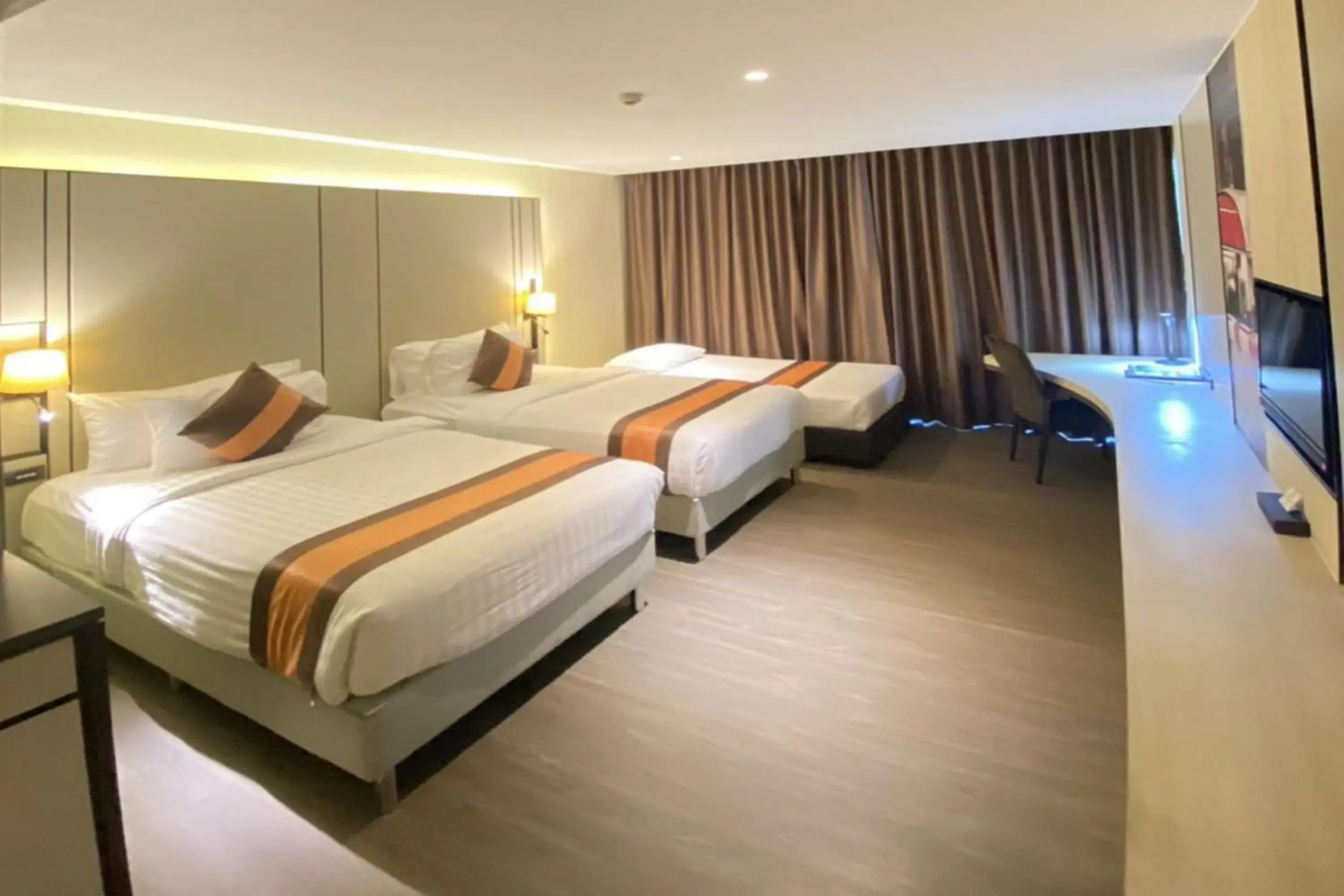 Superior Triple Room in The Siamese Hotel Pattaya by PCL Superior Triple Room in The Siamese Hotel Pattaya by PCL