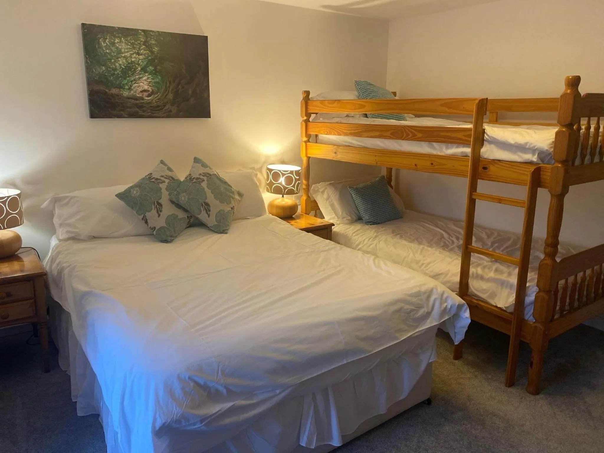 Bedroom in The Farmers Arms