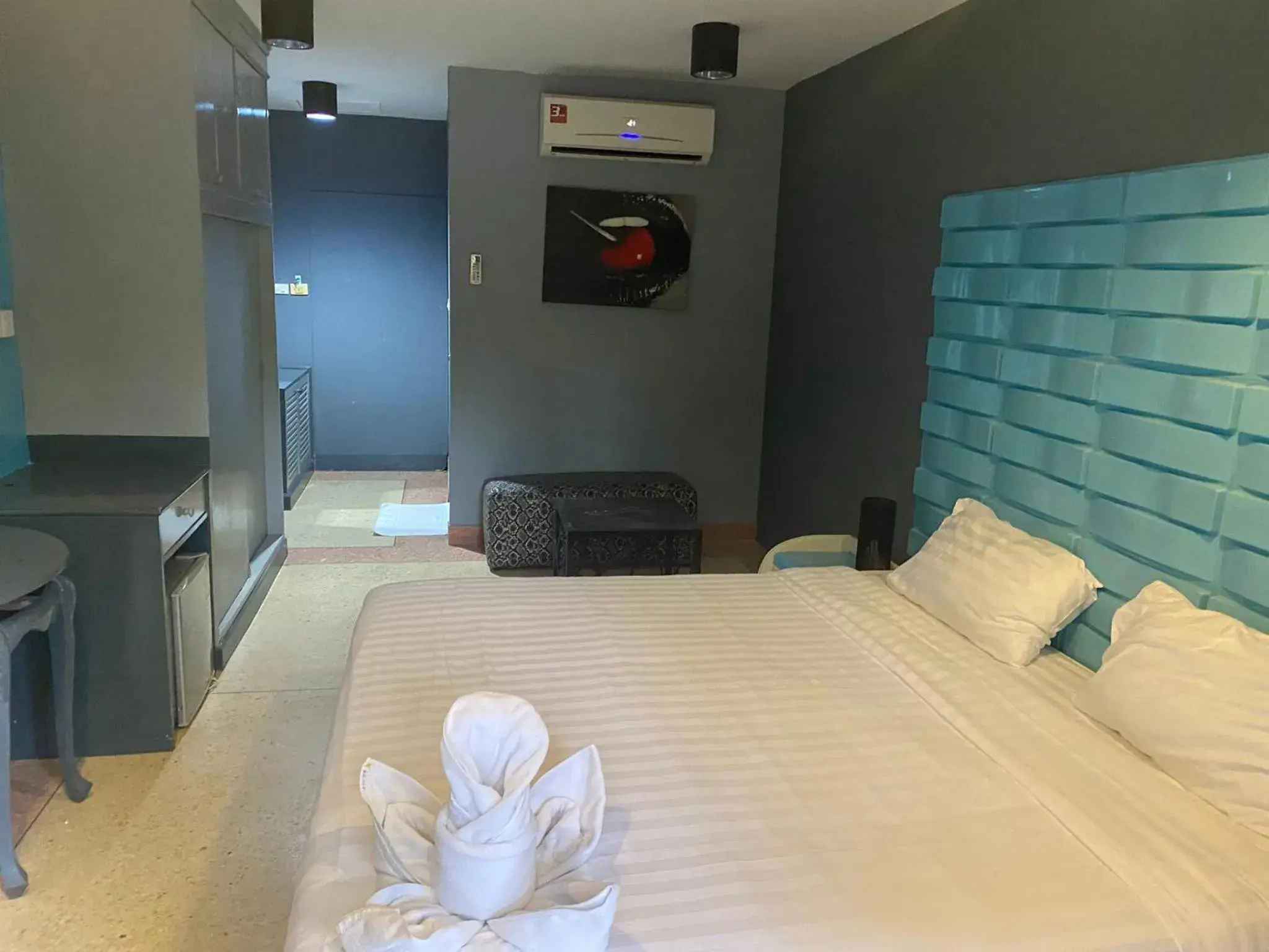 Standard Queen Room with Two Queen Beds in Momento Resort Standard Queen Room with Two Queen Beds in Momento Resort