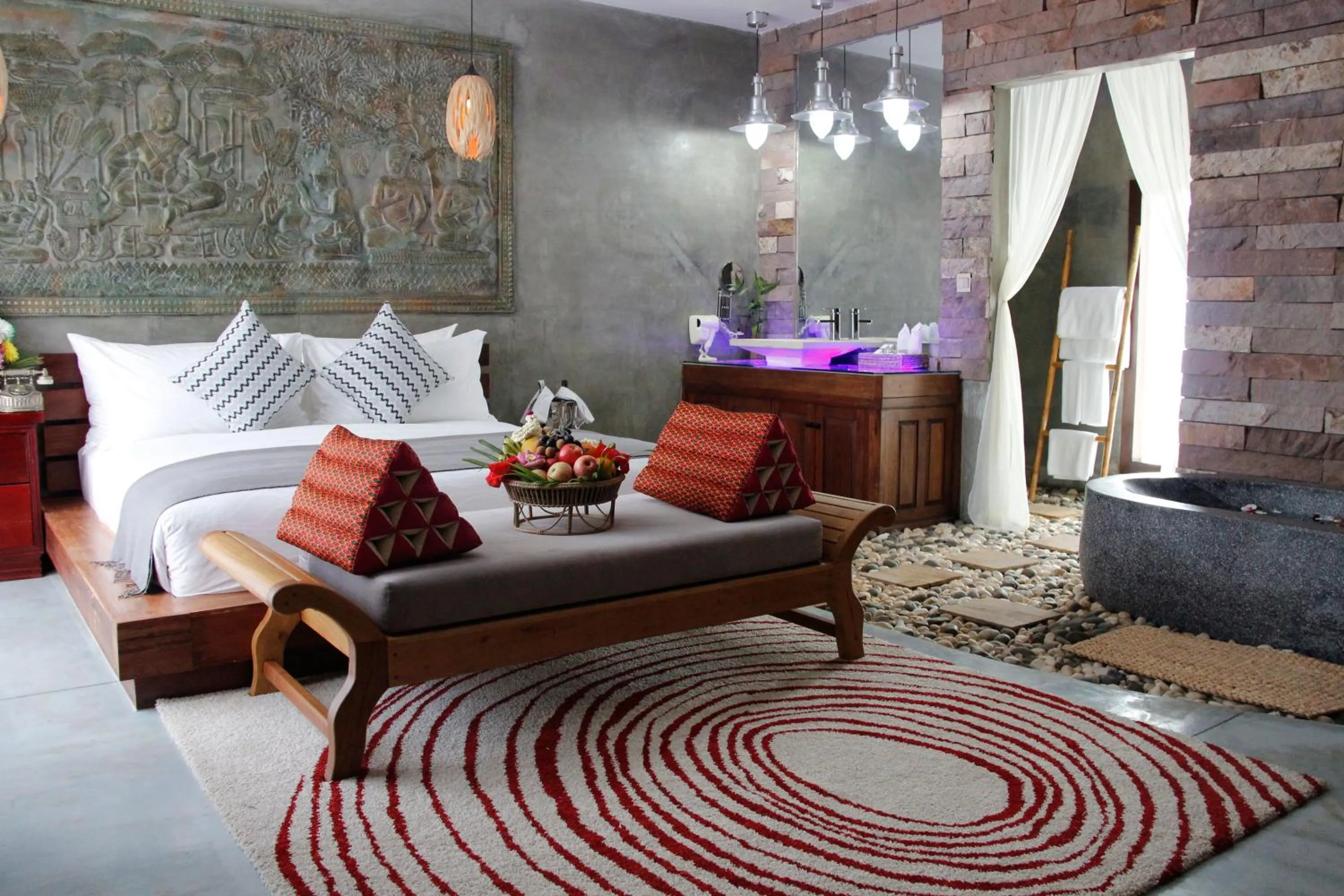 Bed in Cambana d'Angkor Suites