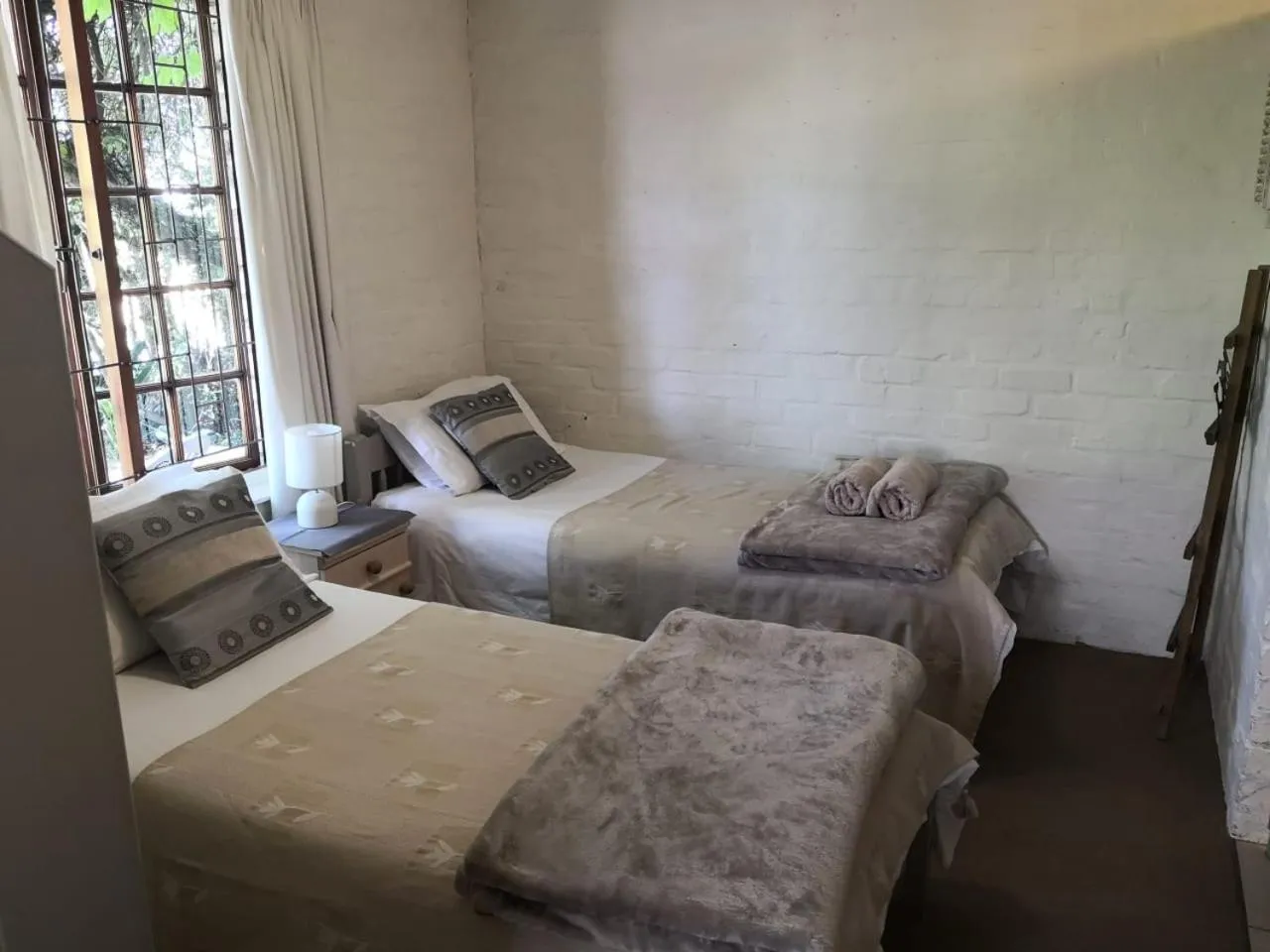 Bedroom, Bed in 57 on Plover