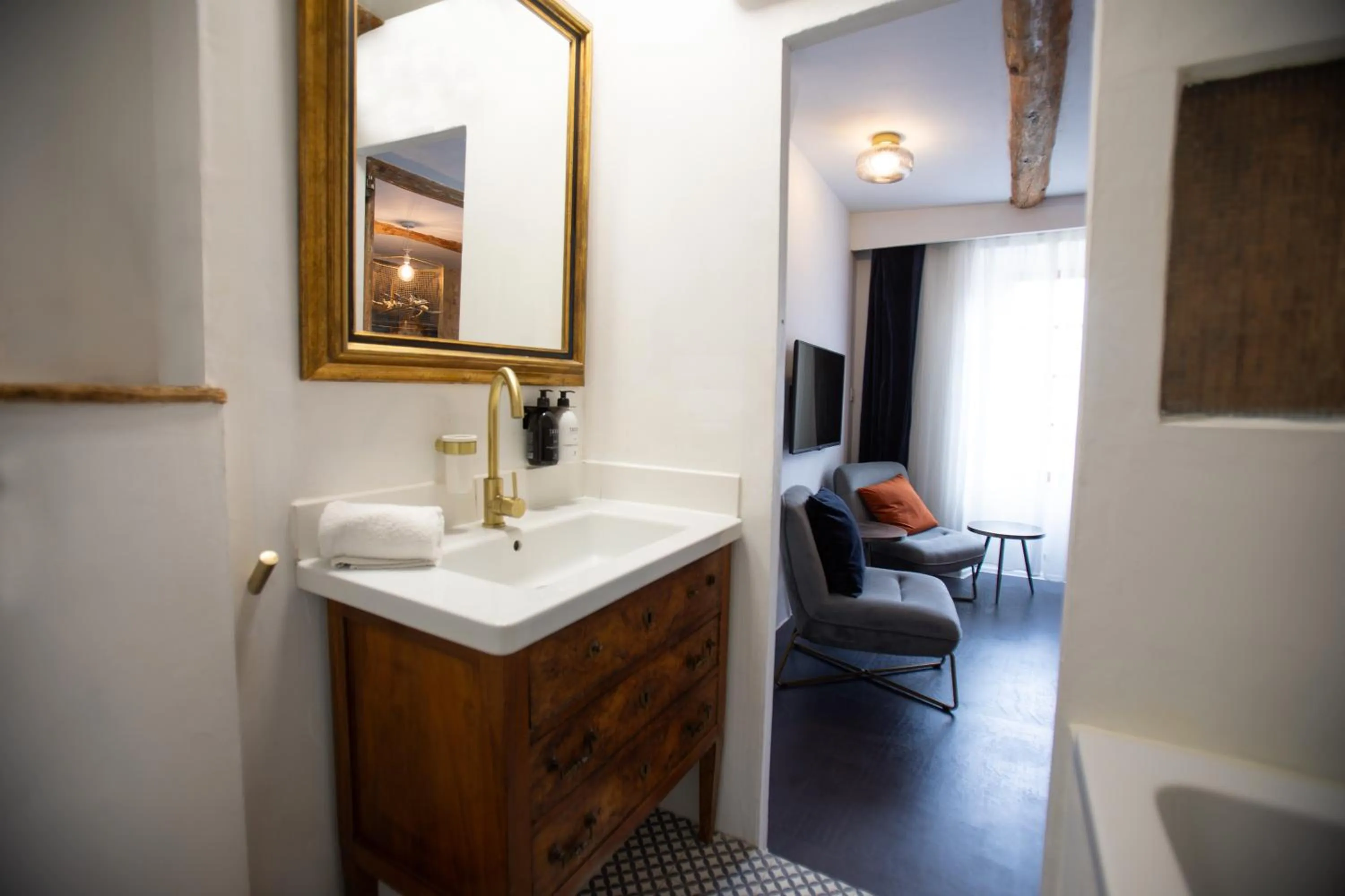 Bathroom in DODO etc