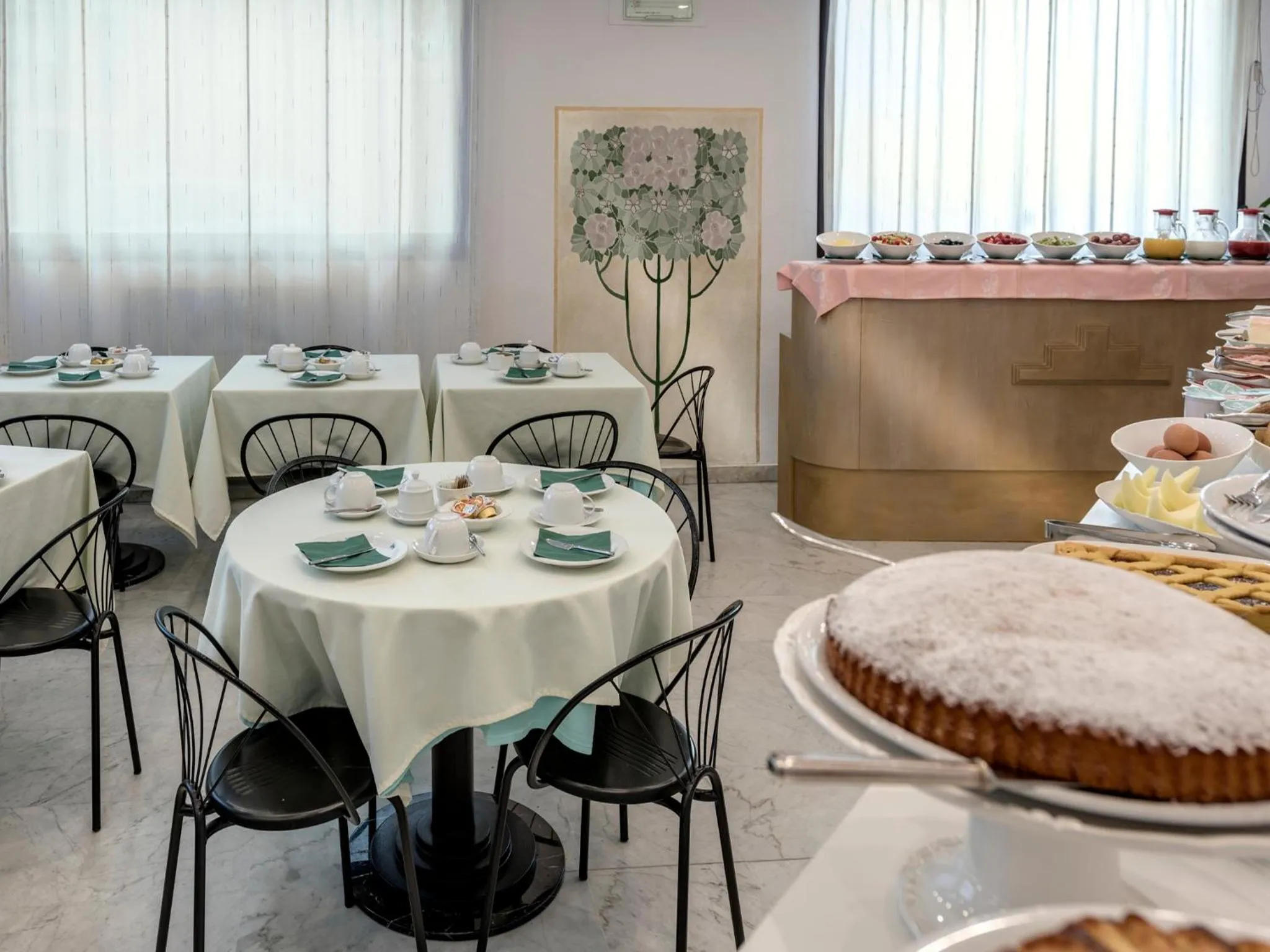 Breakfast in Hotel Palagi