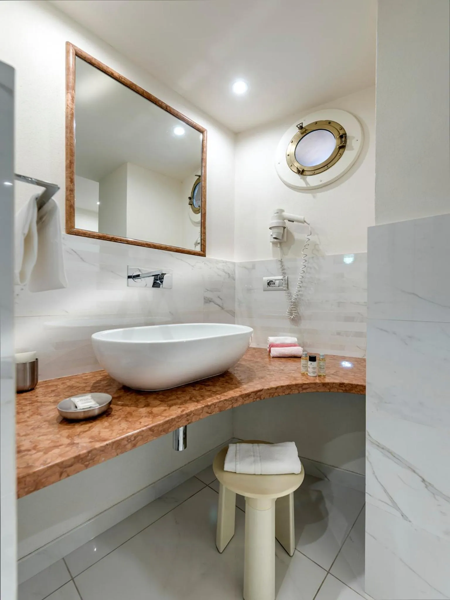 Bathroom in Hotel Palagi