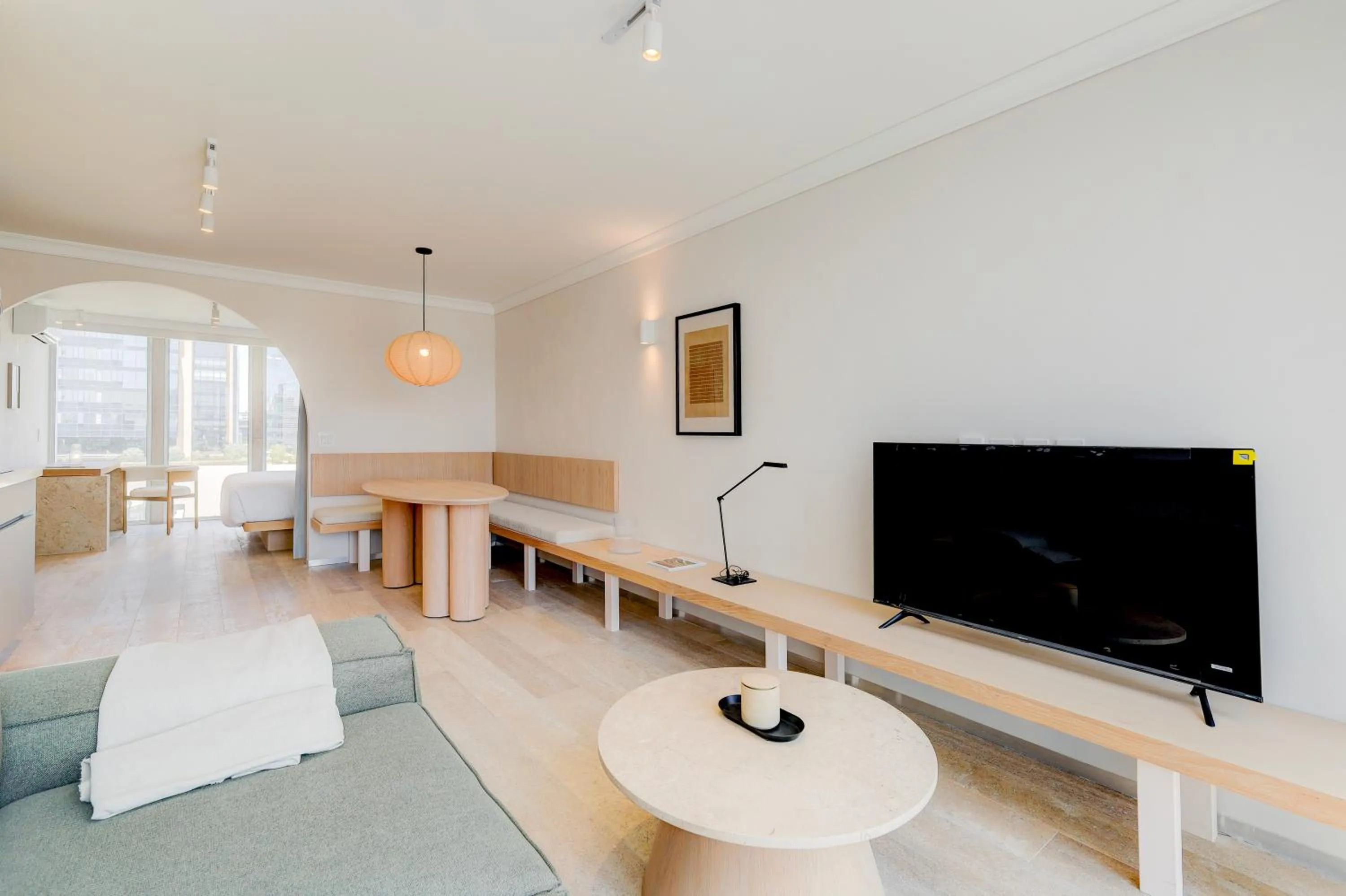 TV and multimedia in Capitalia Antara Polanco