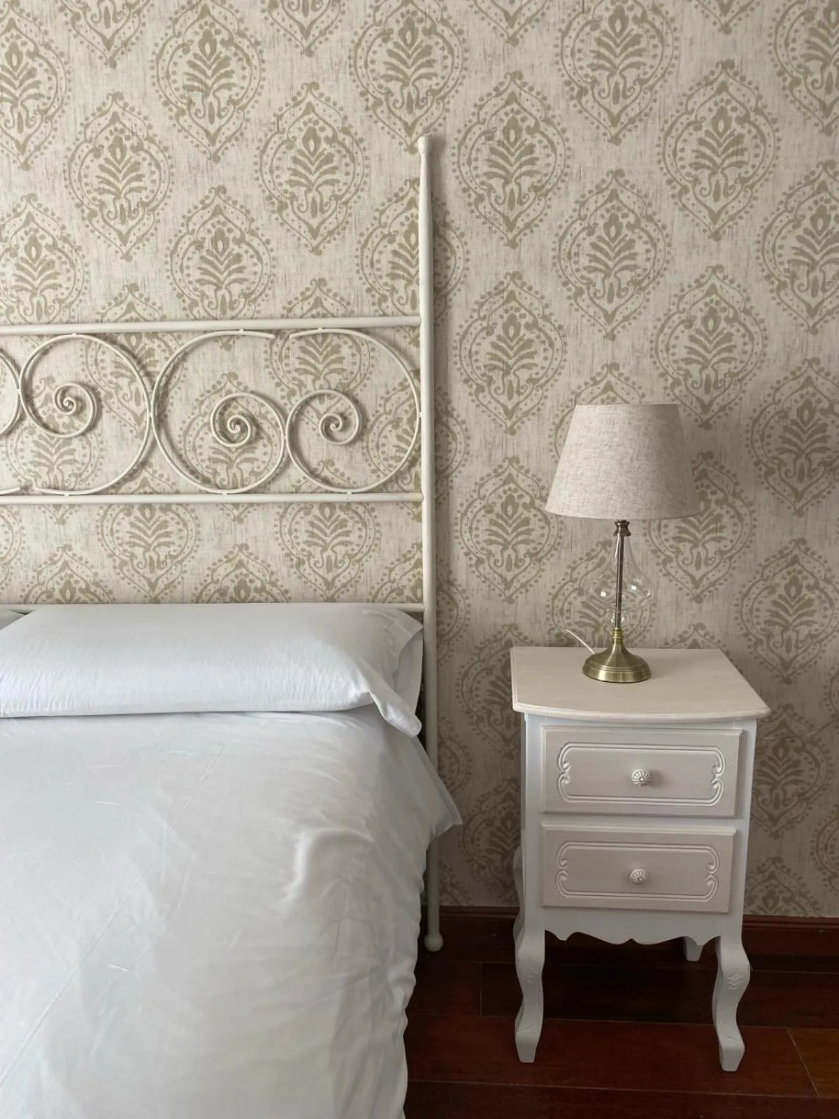 Bedroom, Bed in Suite Comares