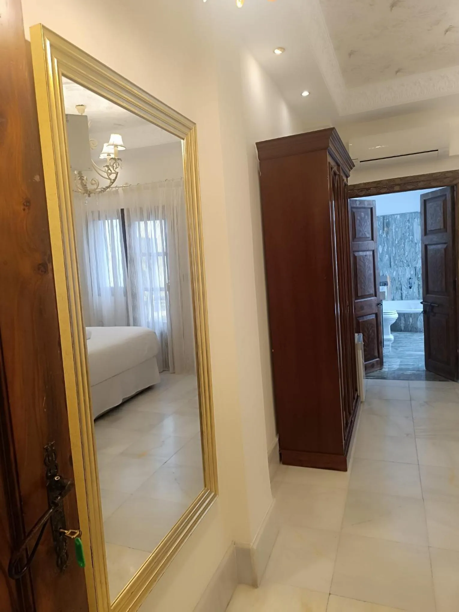 Bedroom, Bed in Suite Comares