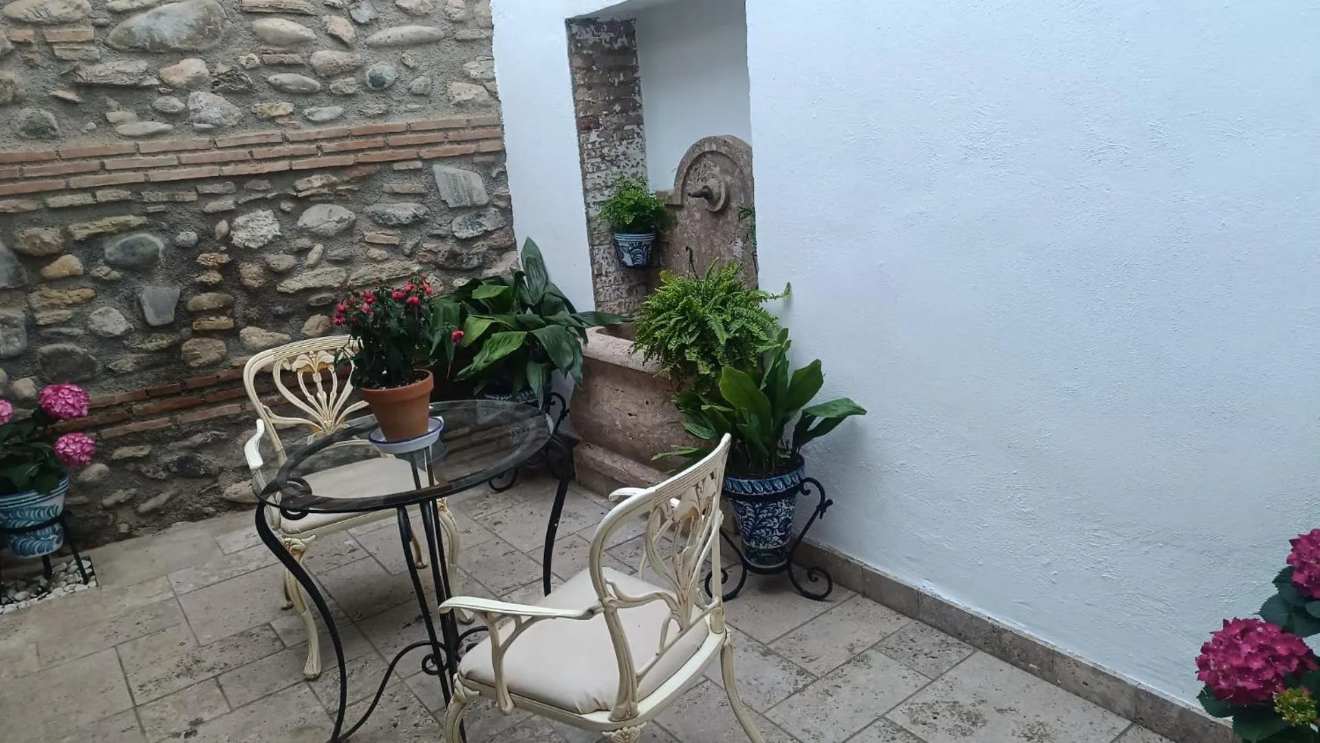 Patio in Suite Comares
