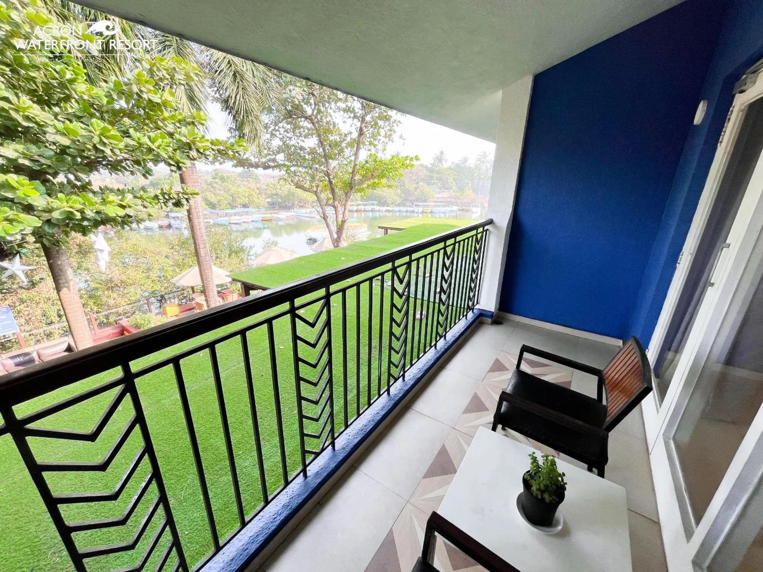 Acron Waterfront Resort