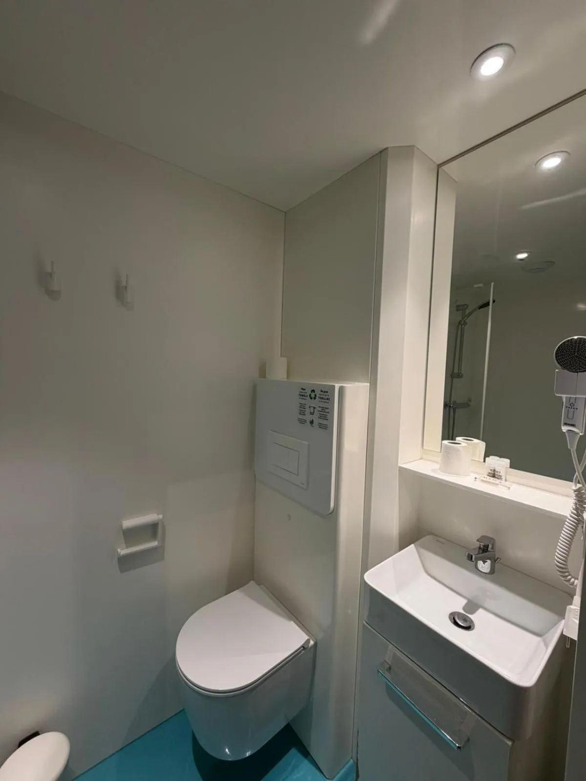 Bathroom in Hotel Xabina Javea