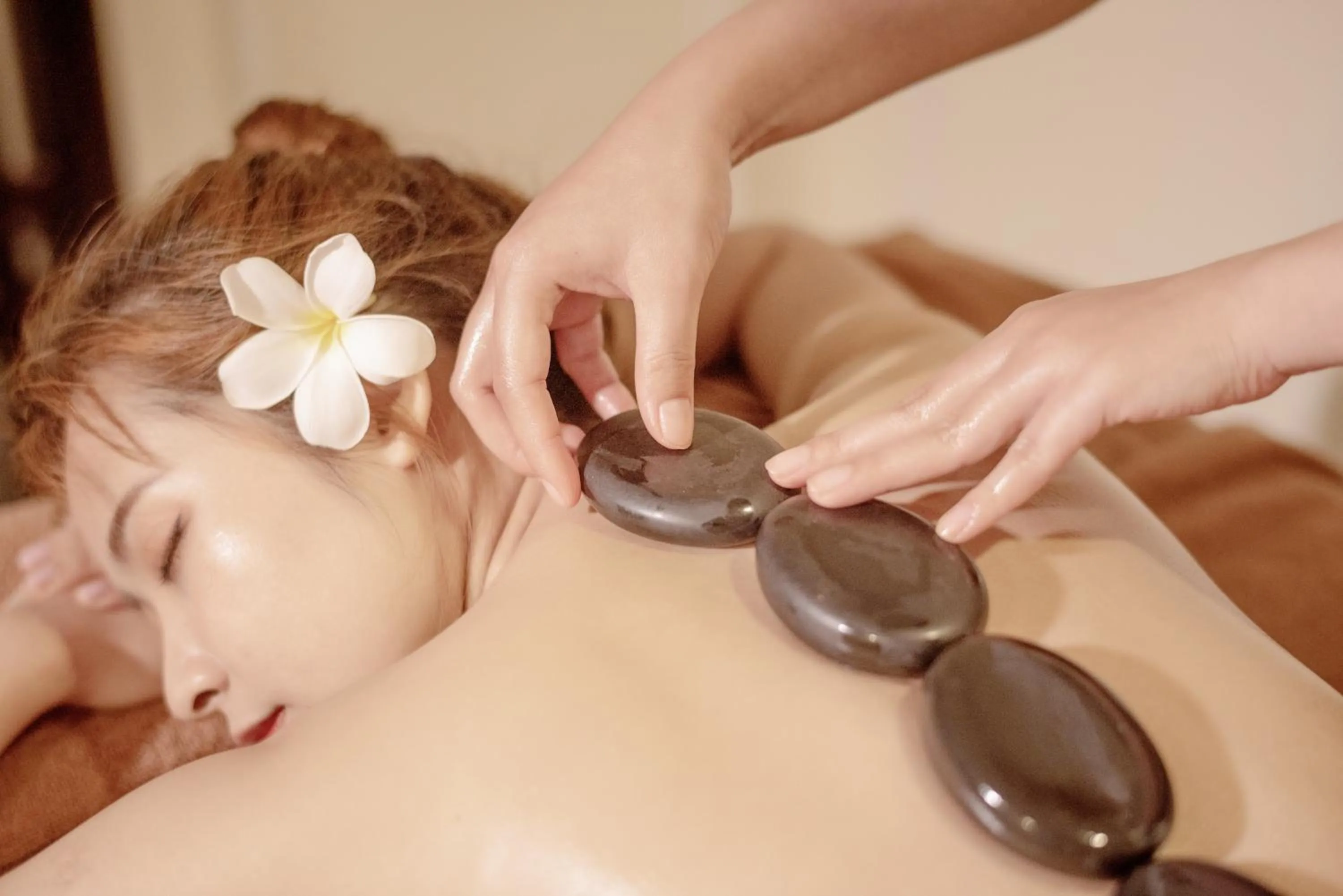 People in Qualia De Hôtel Hoi An - Rooftop Bar City View