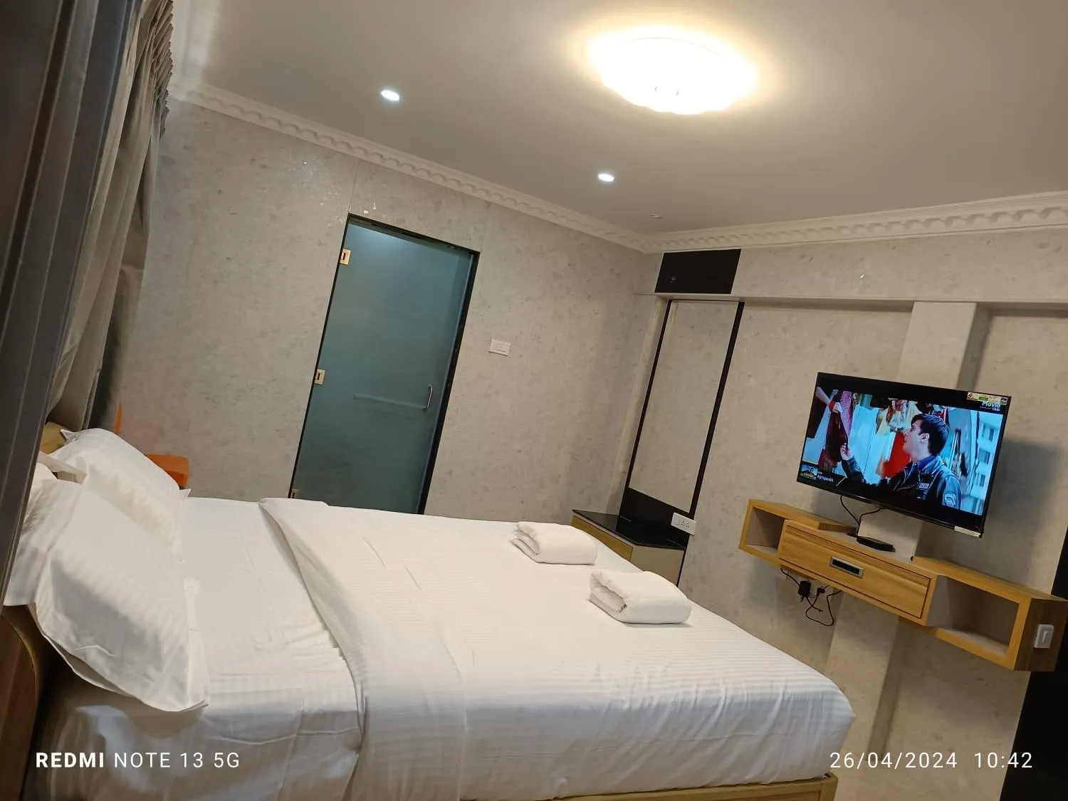 TV and multimedia, Bed in Arasan Residency