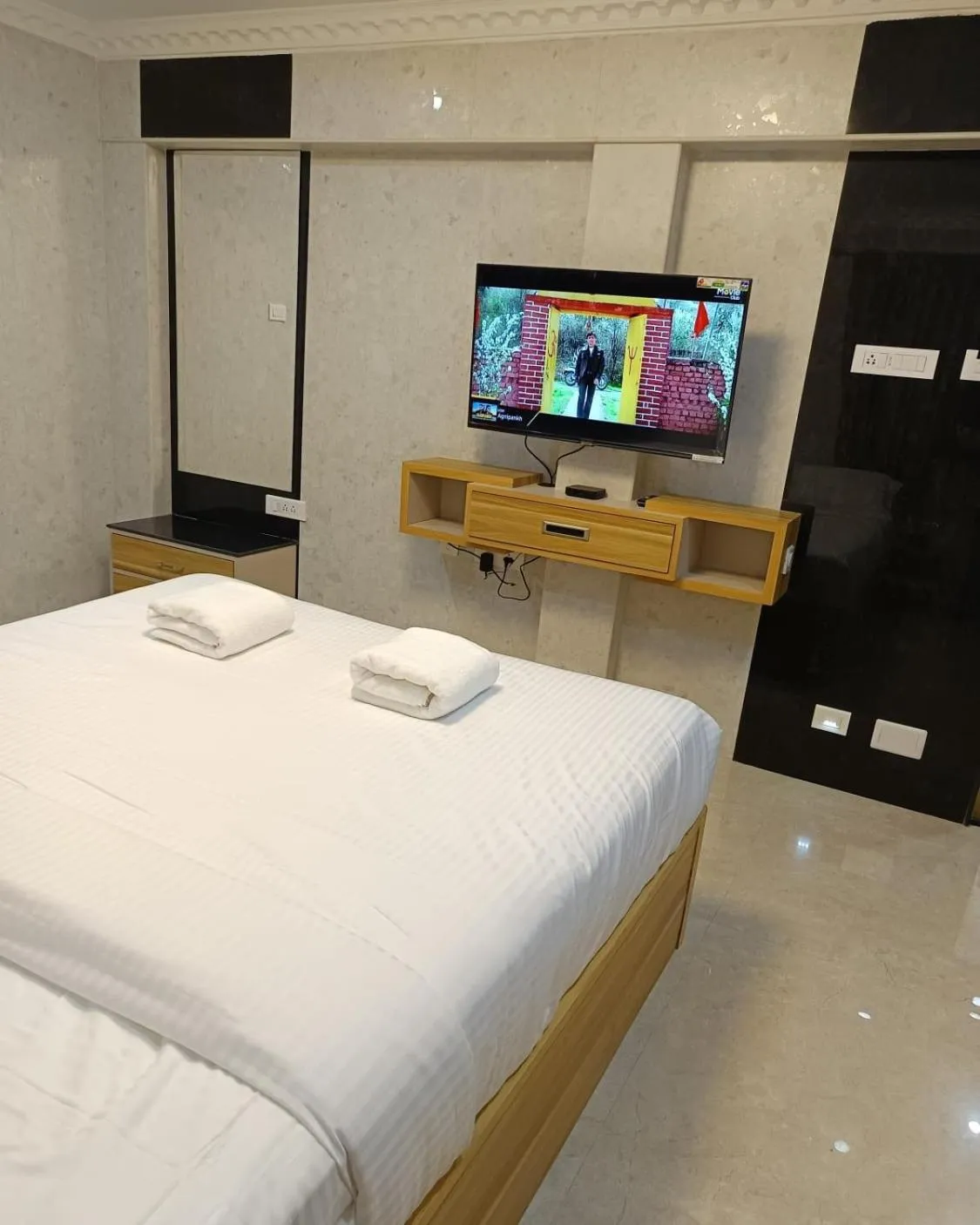 Bedroom, Bed in Arasan Residency