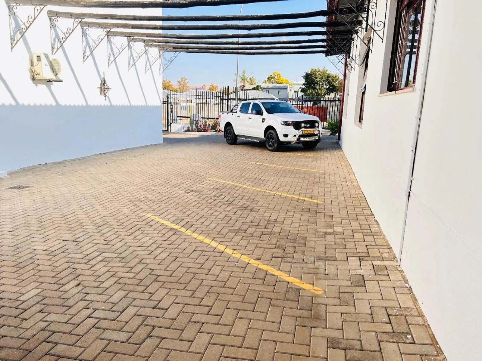 Facade/entrance in Casa Blanca Boutique Hotel