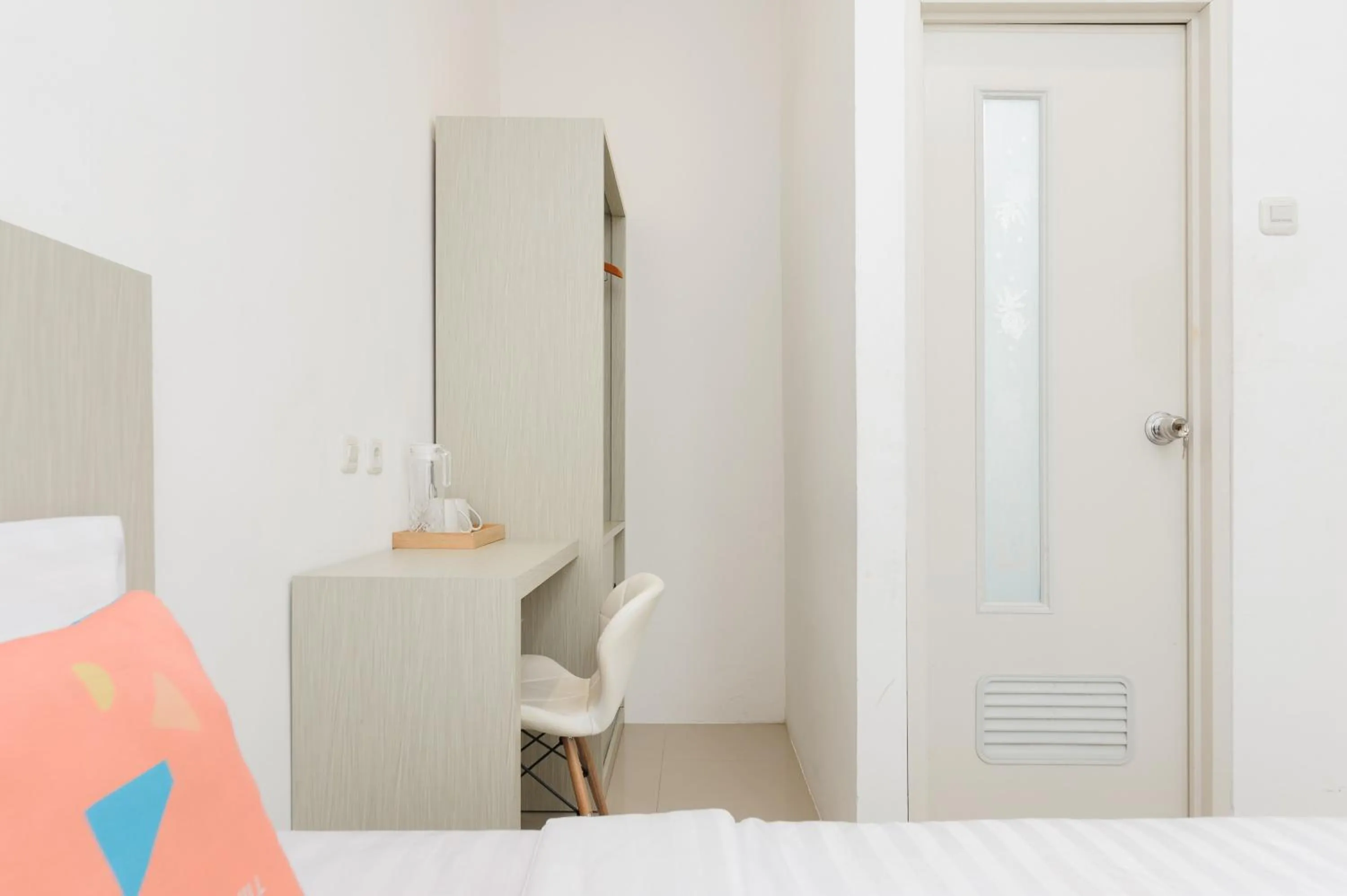 Bedroom, Bed in Sans Hotel La Vida Malang