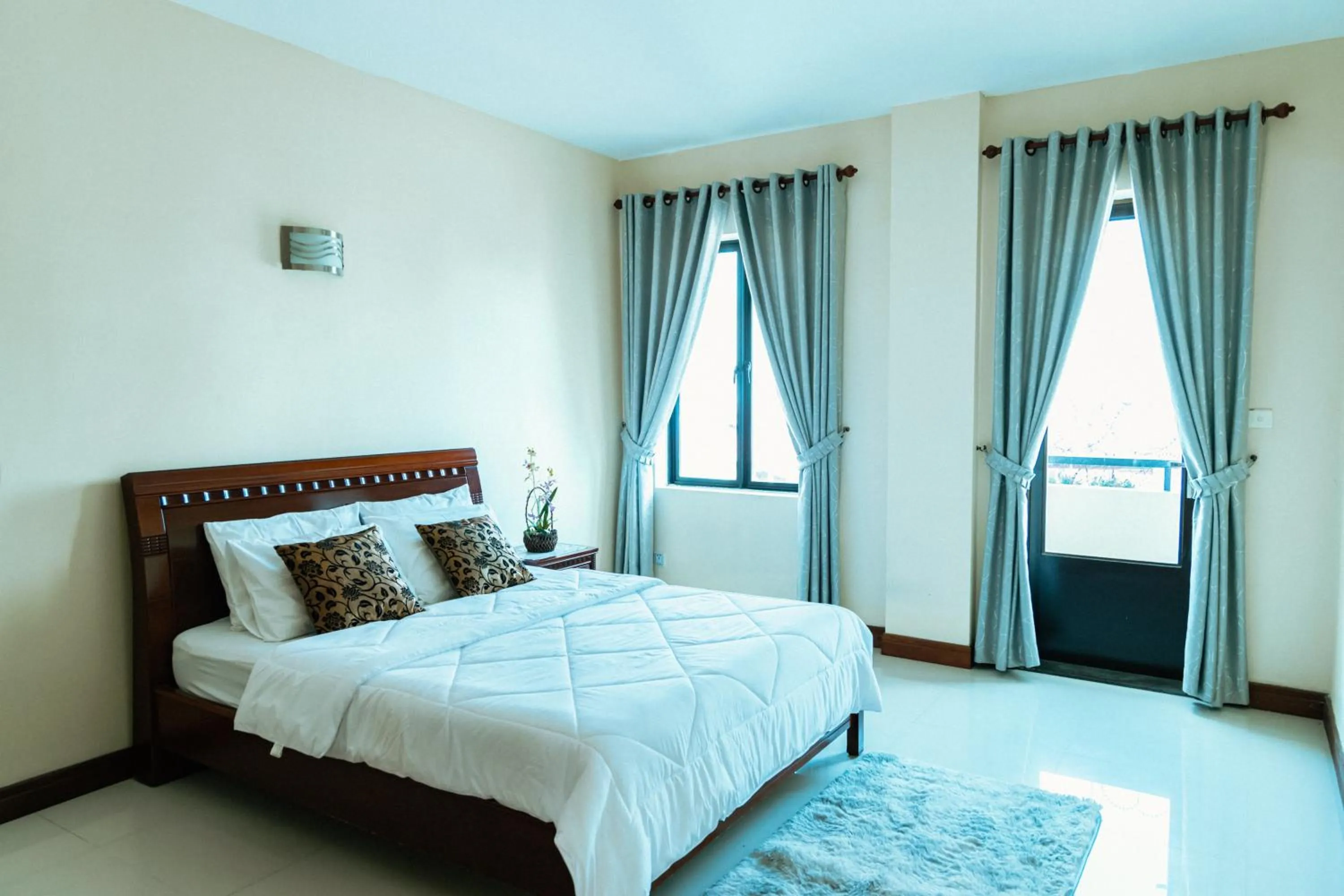Diamond Serviced Apartments