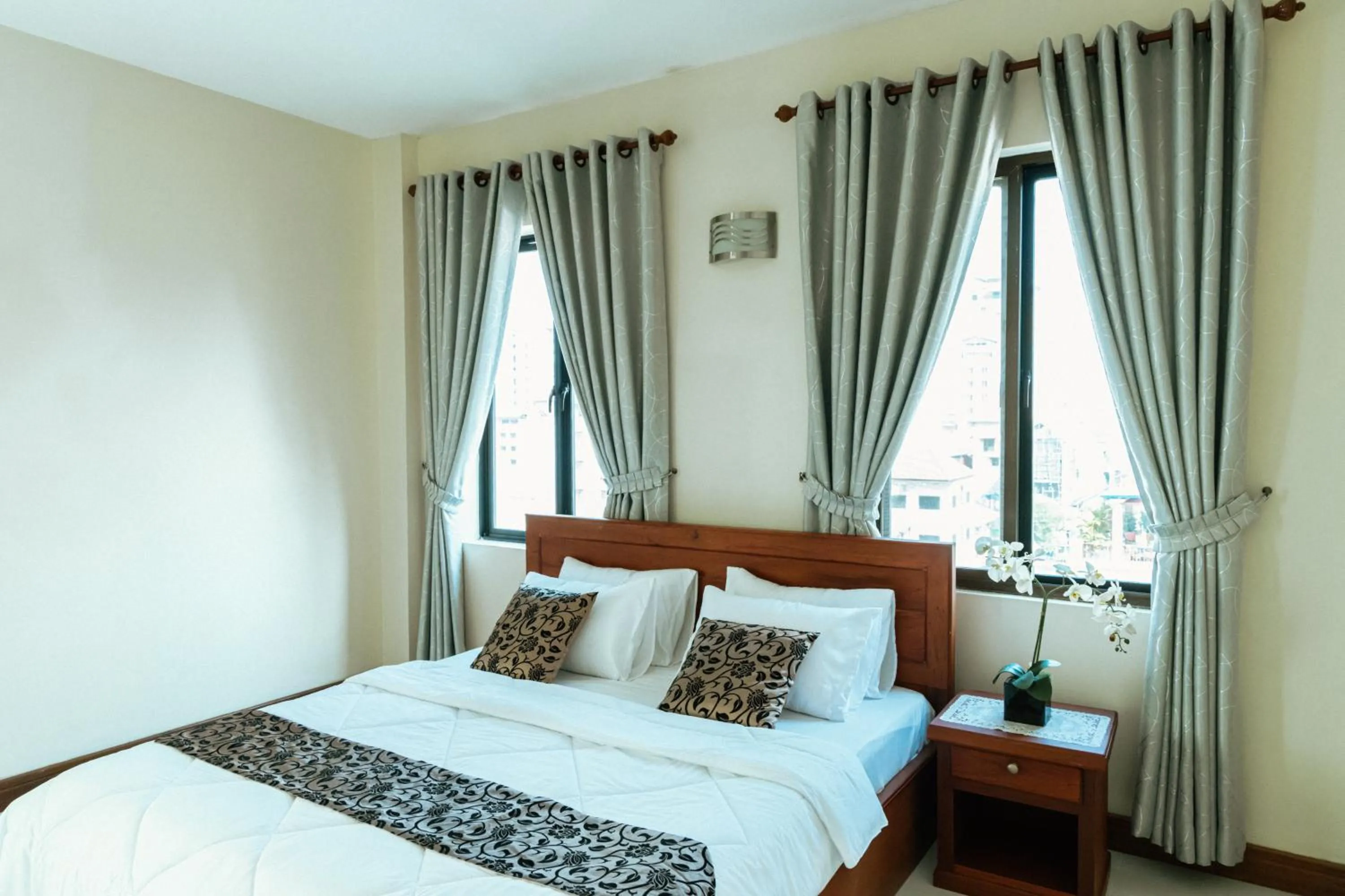 Diamond Serviced Apartments