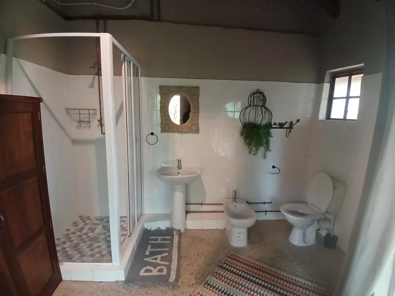 Bathroom in Ascot Bush Lodge