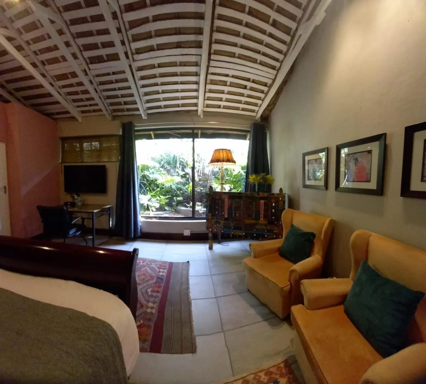 Bedroom in Ascot Bush Lodge