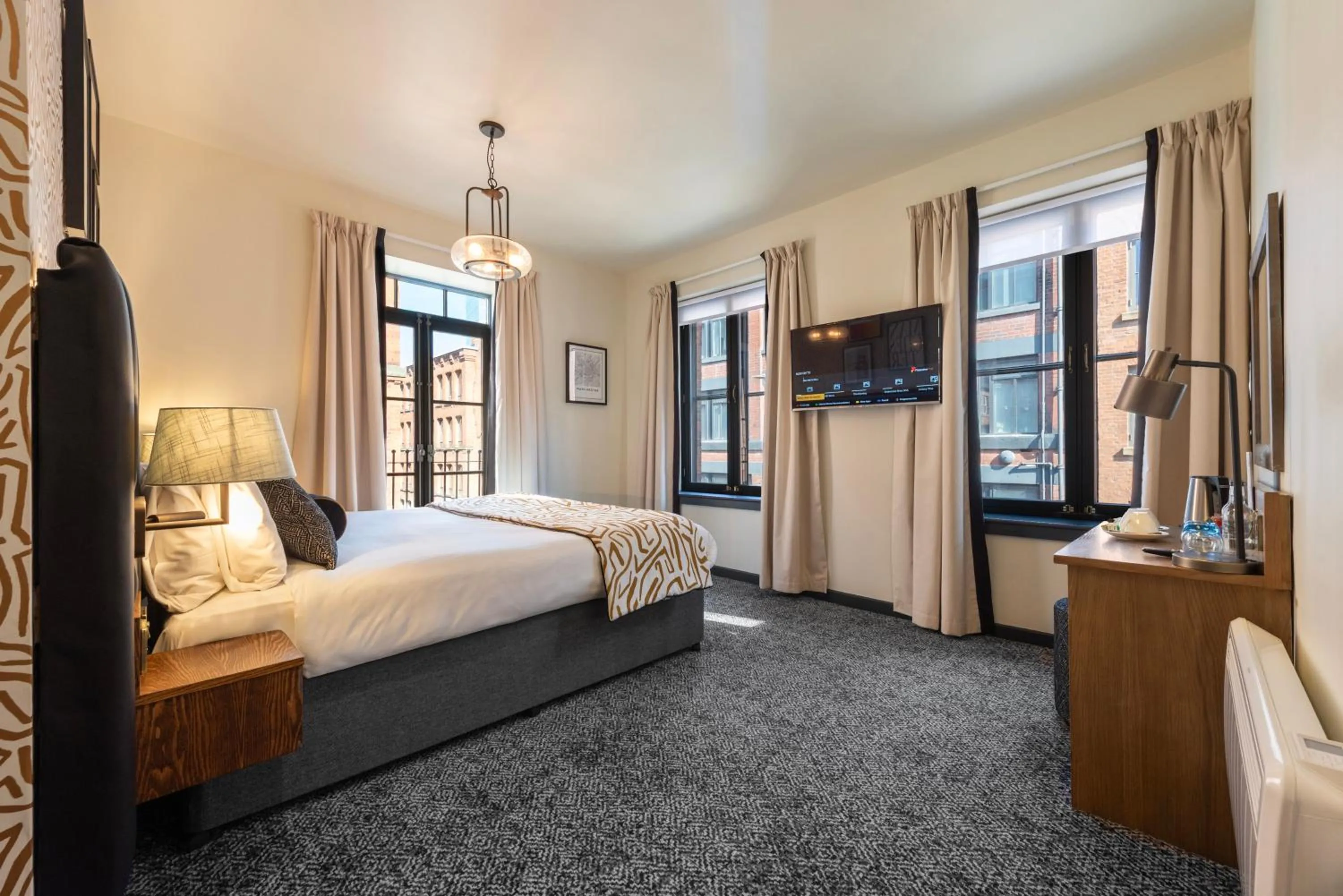 Photo of the whole room, Bed in Abel Heywood Boutique Hotel