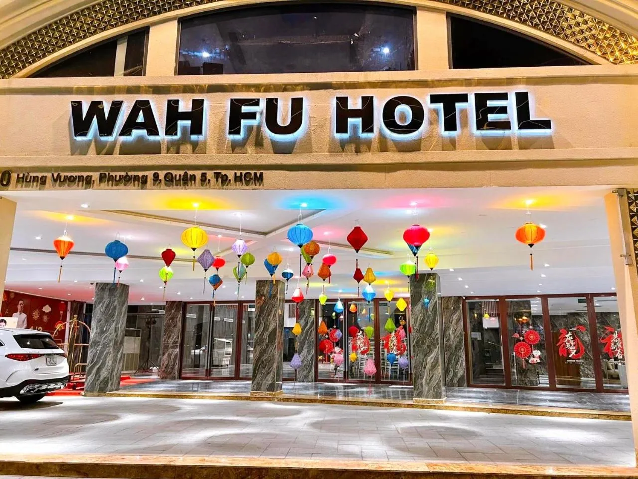 Facade/entrance in Wah Fu Hotel