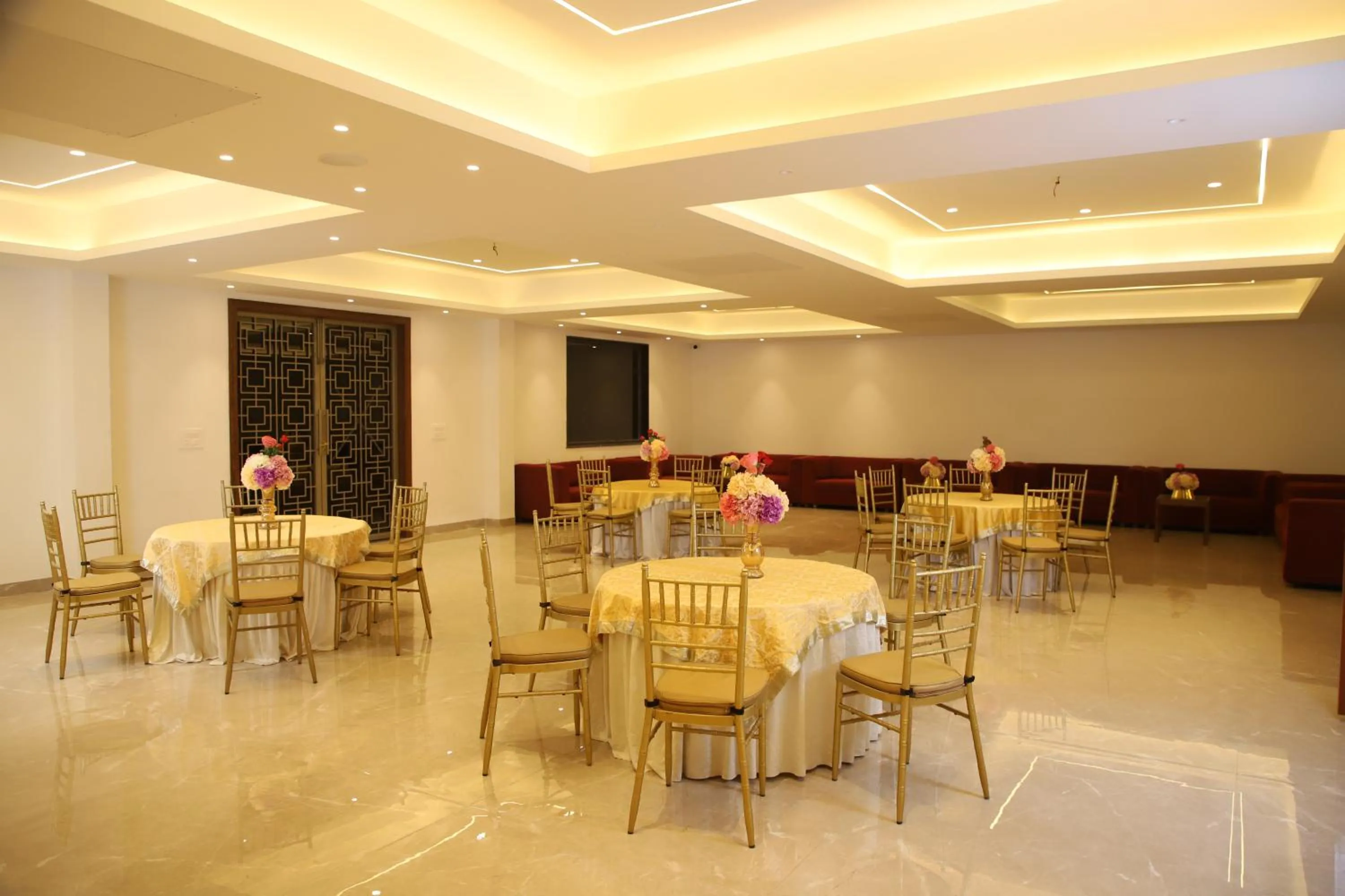 Banquet/Function facilities in Pink Villa Boutique Hotel